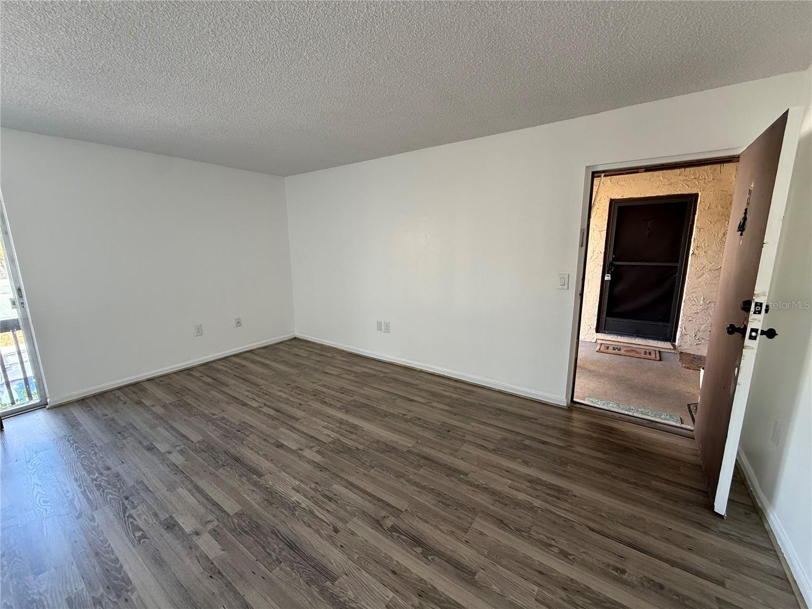 Photo of 2636 HIDDEN LAKE DRIVE #H SARASOTA FL 34237