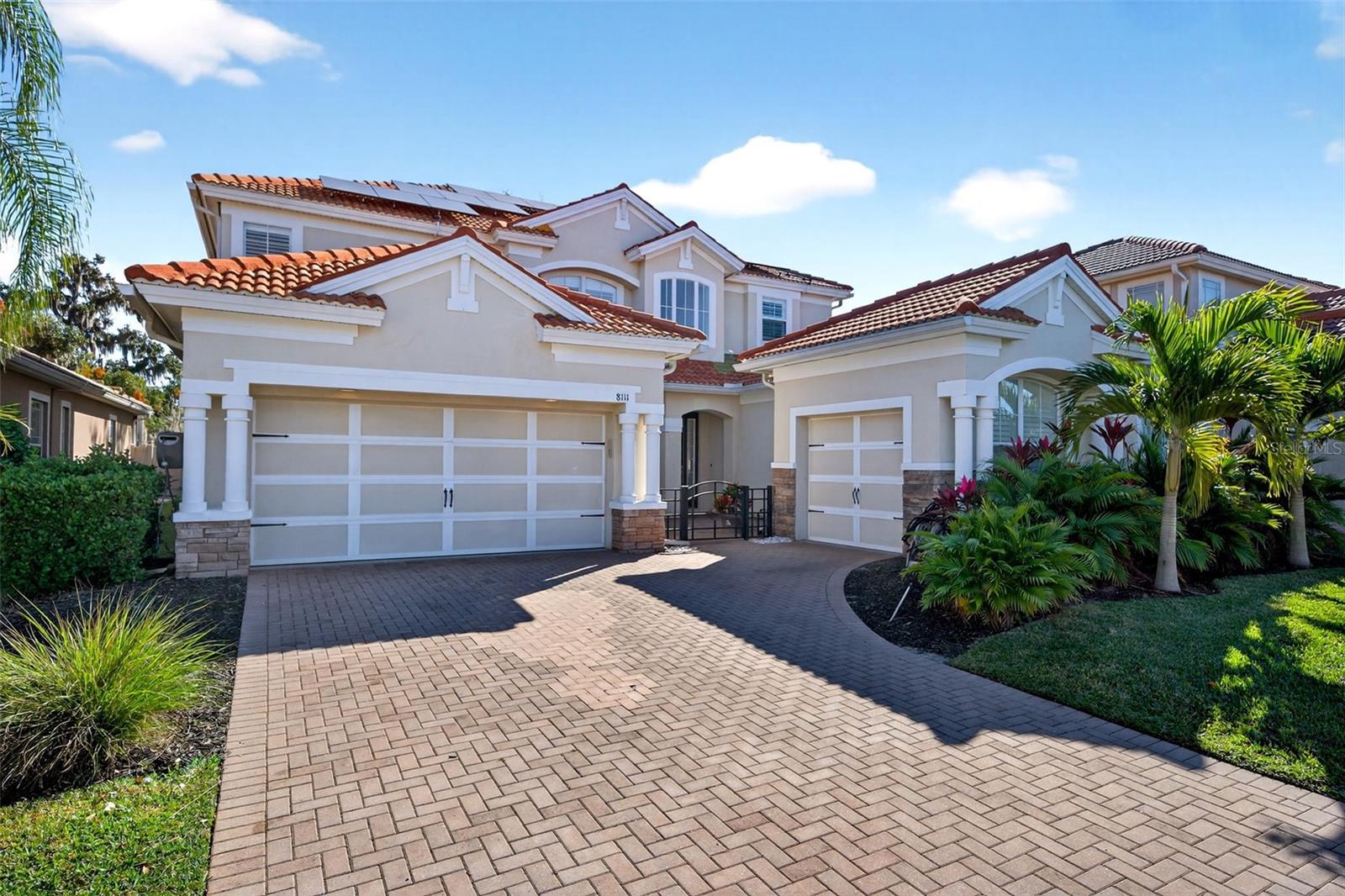 Photo of 8111 SANTA ROSA COURT SARASOTA FL 34243