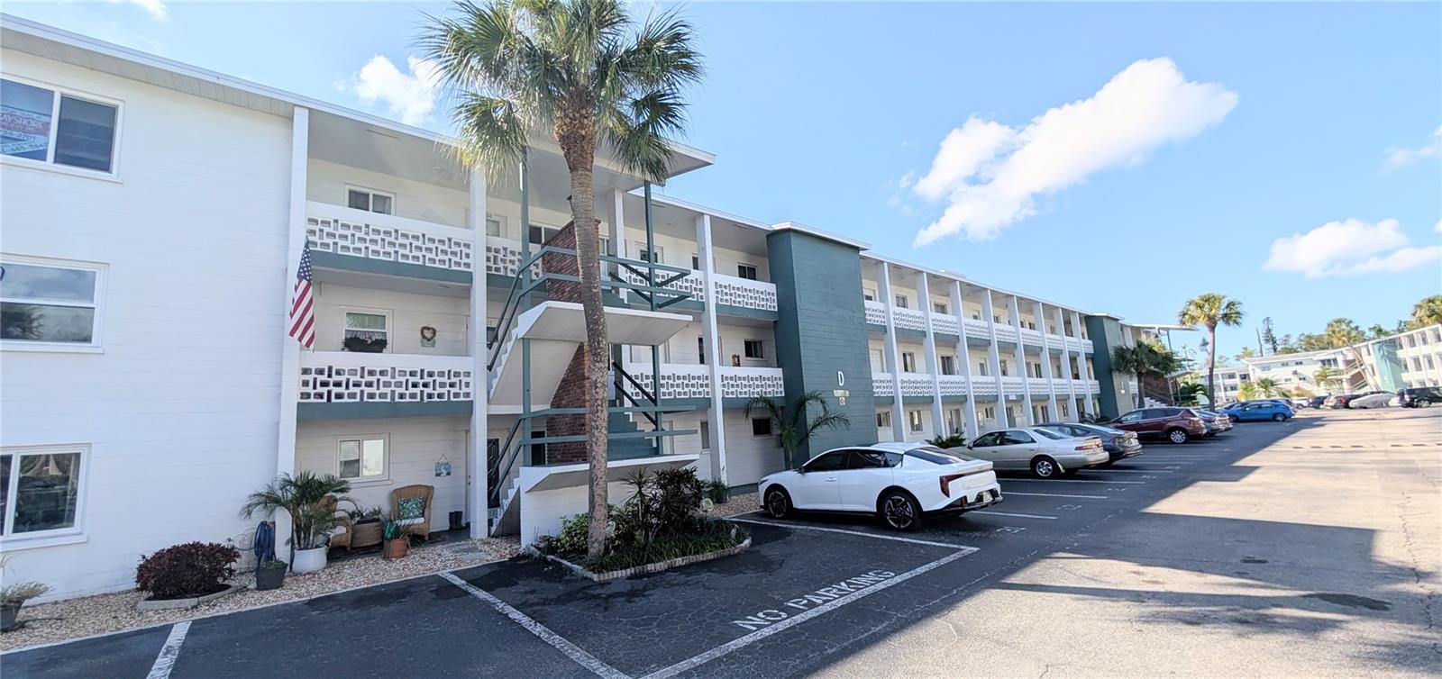 Photo of 1830 SUNNY DRIVE #D31 BRADENTON FL 34207