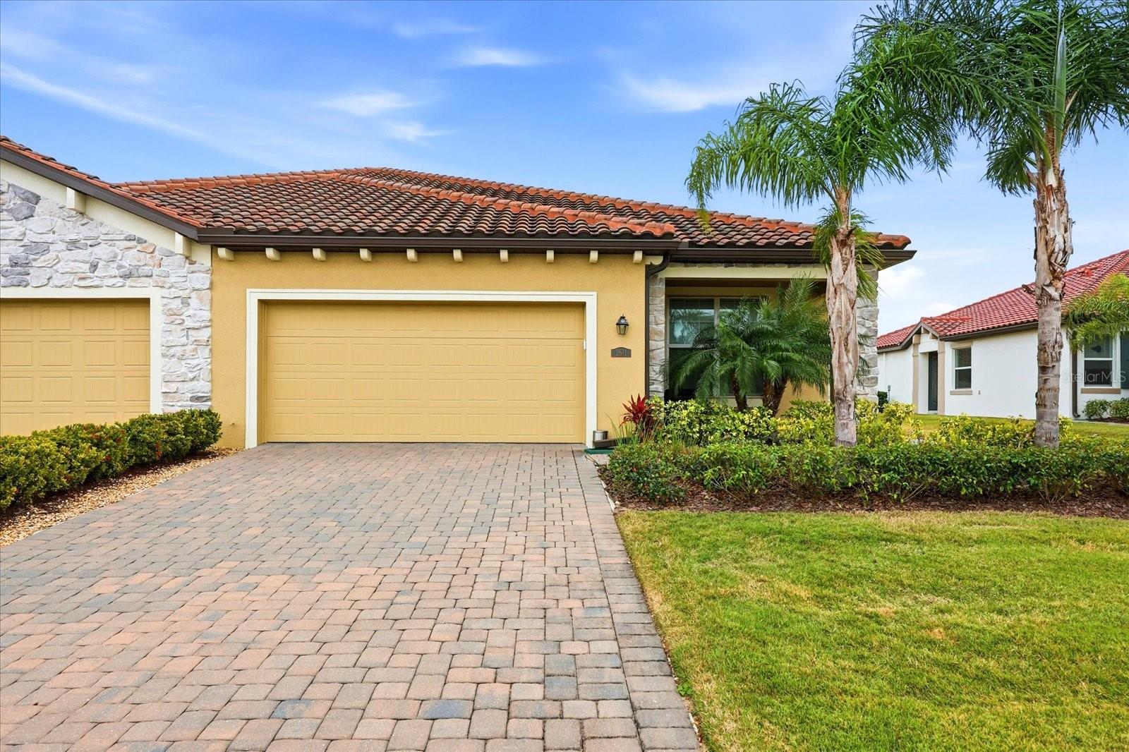 Photo of 2611 AVOLET COURT BRADENTON FL 34211