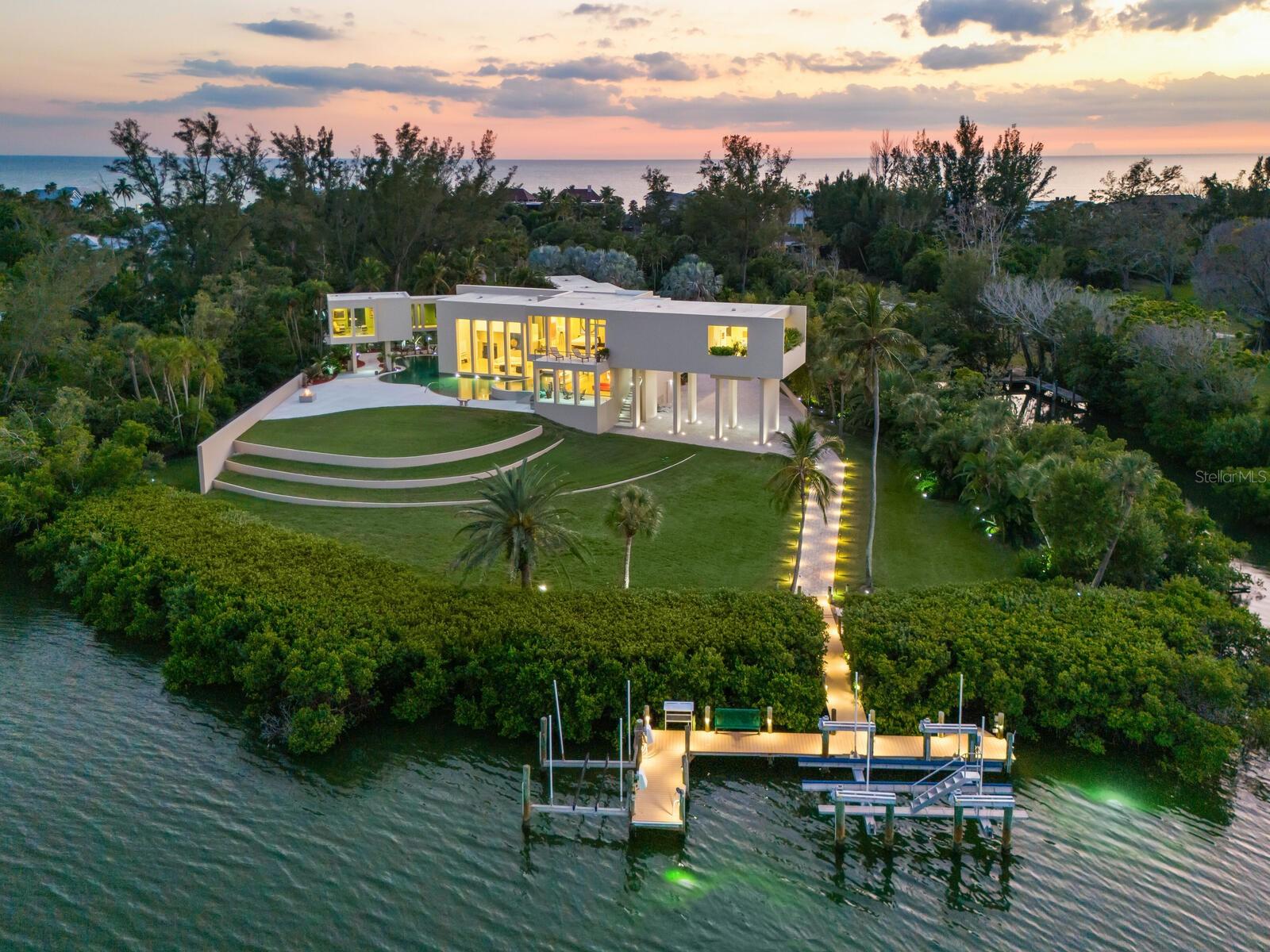 Photo of 6610 GULF OF MEXICO DRIVE LONGBOAT KEY FL 34228