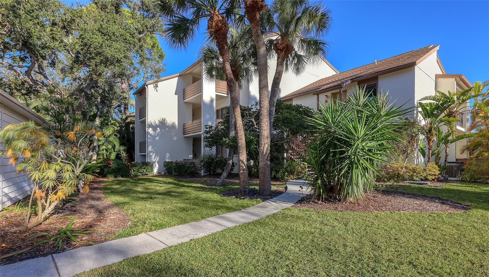 Photo of 1196 BIRD BAY WAY #310 VENICE FL 34285