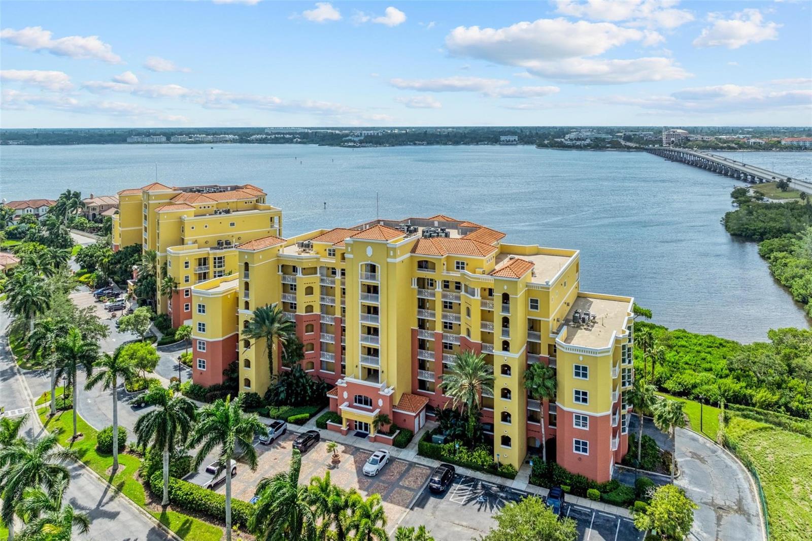Photo of 611 RIVIERA DUNES WAY #304 PALMETTO FL 34221