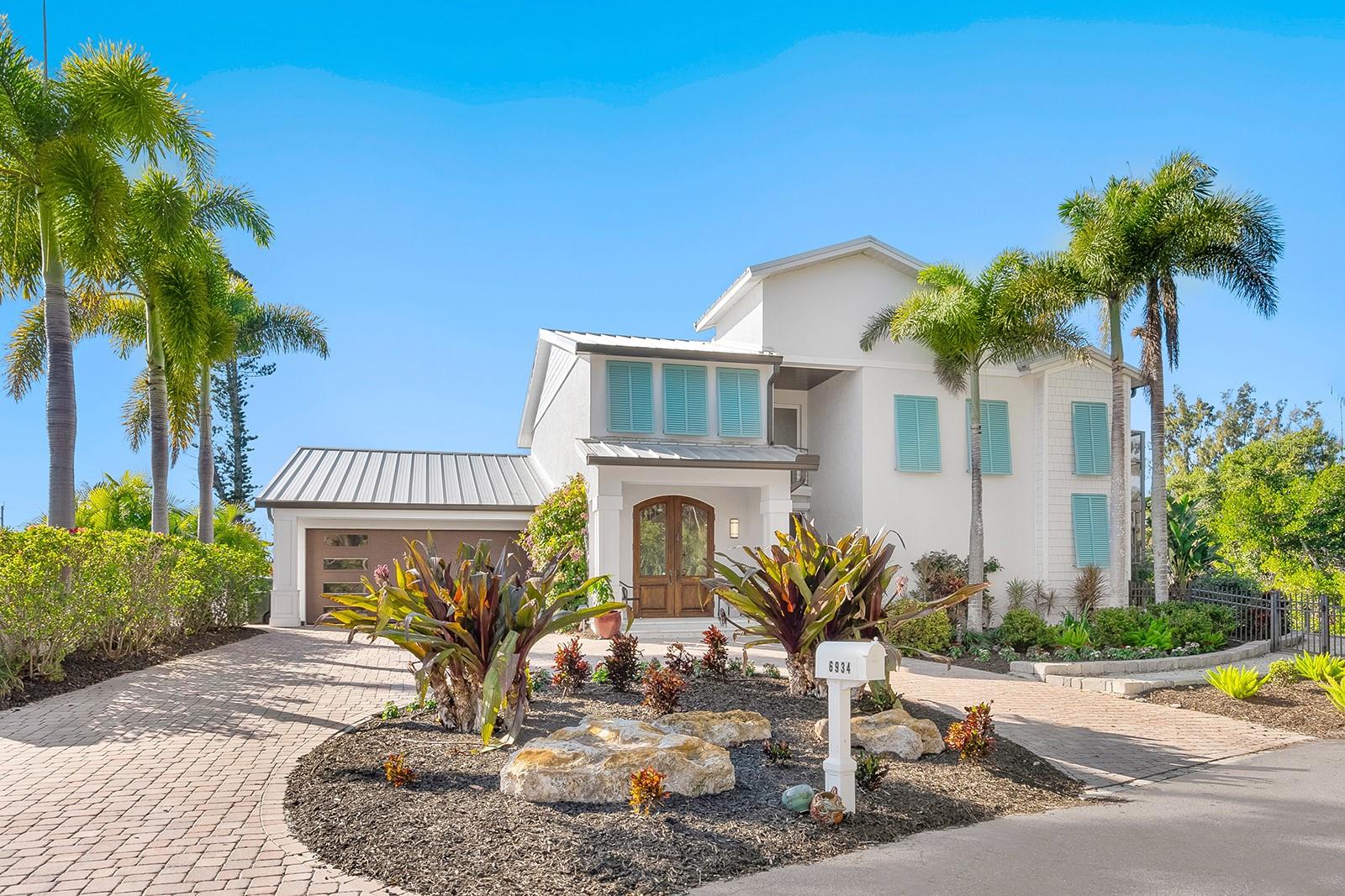 Photo of 6934 BELGRAVE DRIVE SIESTA KEY FL 34242