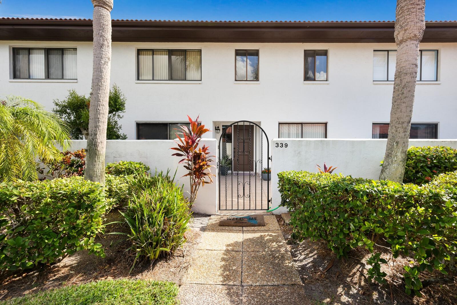 Photo of 339 BARCELONA DRIVE #339 BRADENTON FL 34210