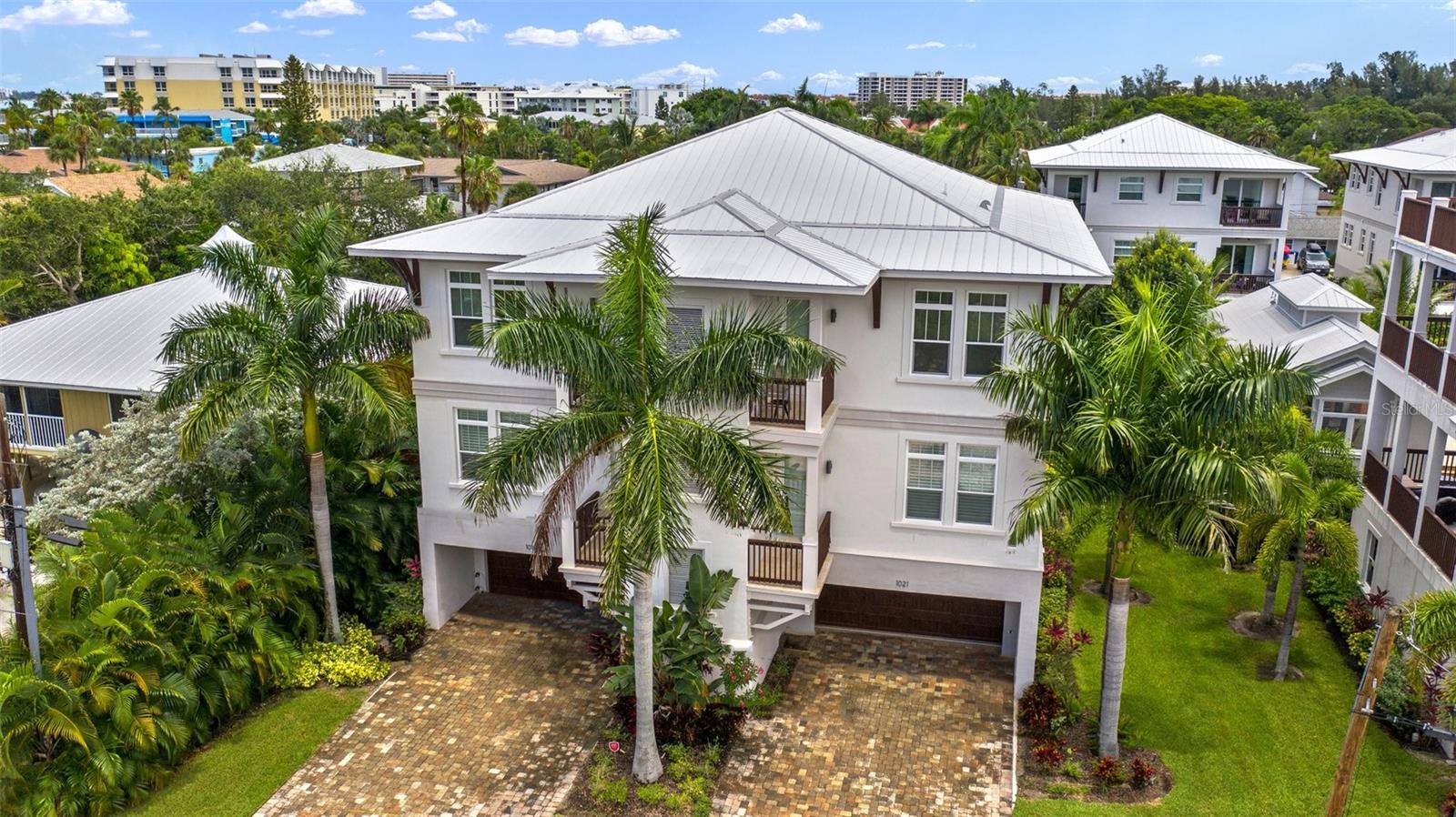 Photo of 1021 CRESCENT STREET SARASOTA FL 34242