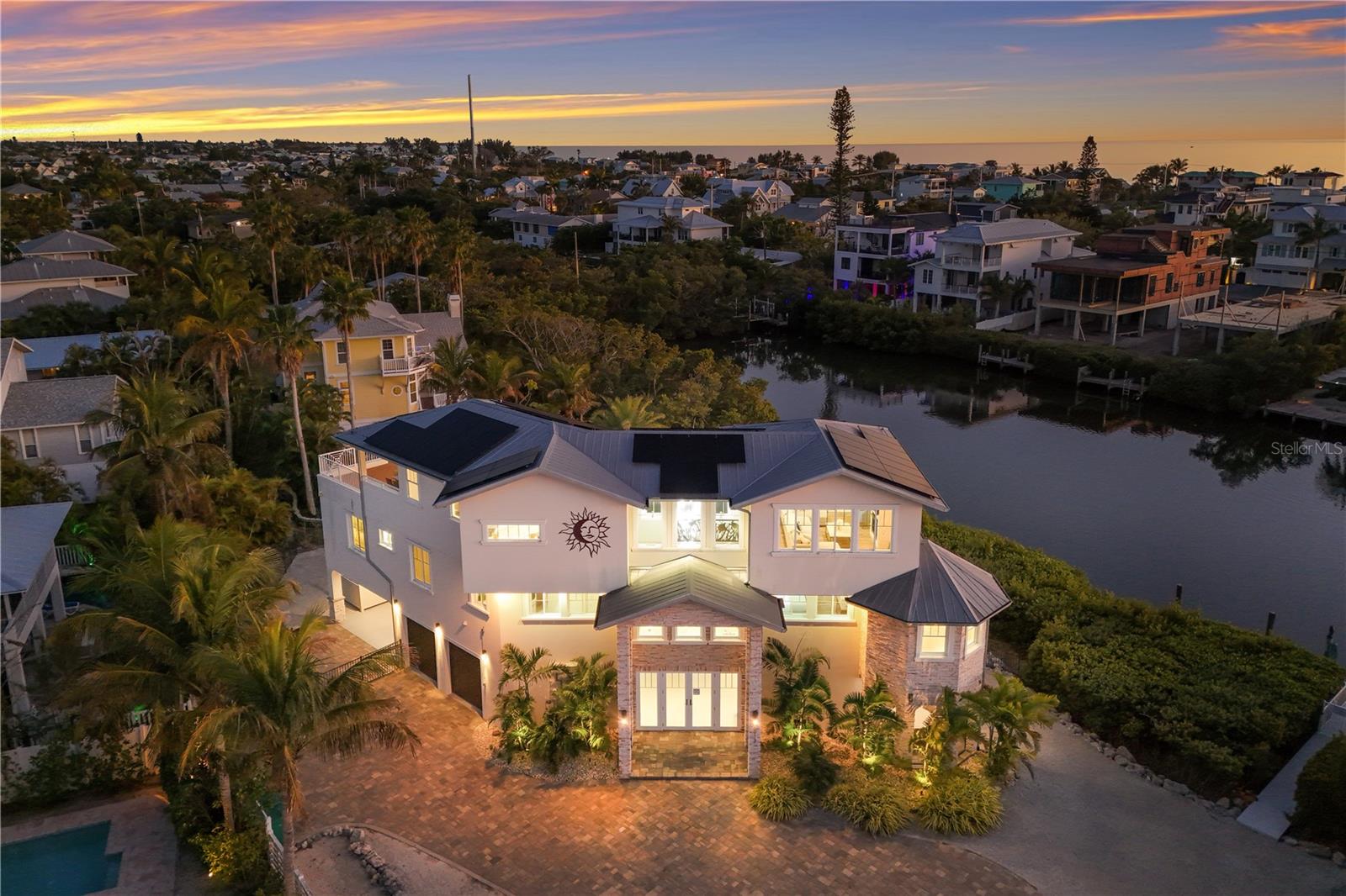 Photo of 313 HAMMOCK CIRCLE ANNA MARIA FL 34216