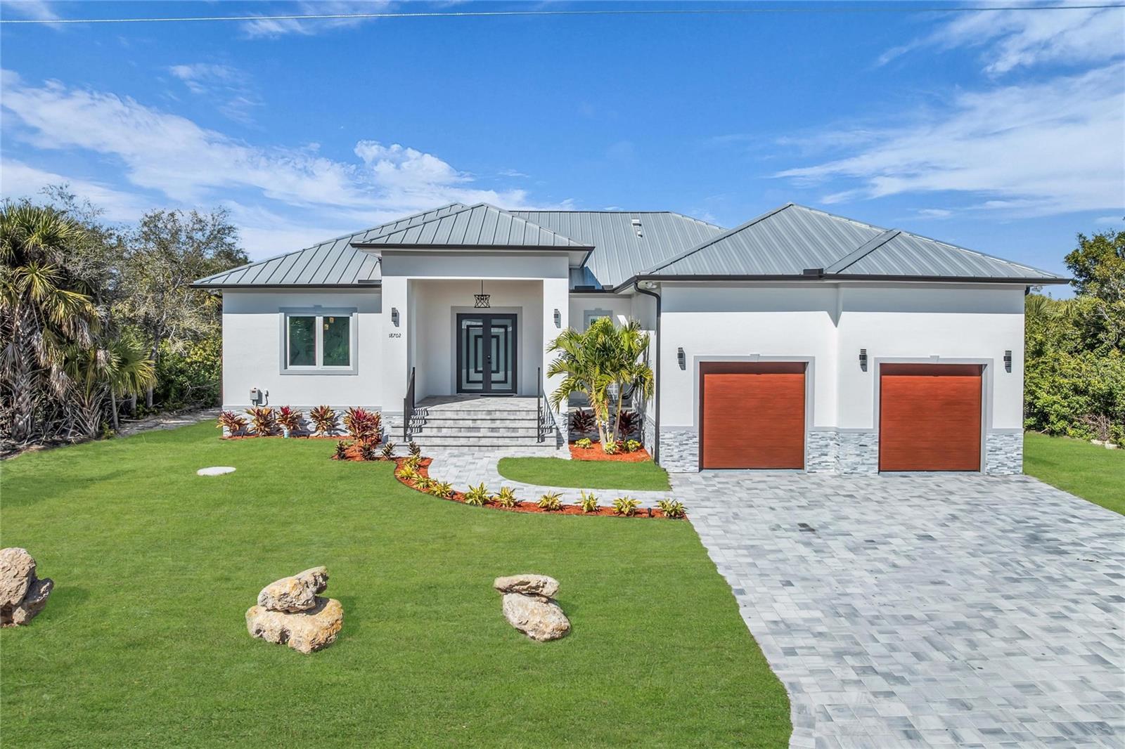 Photo of 18702 ARAPAHOE CIRCLE PORT CHARLOTTE FL 33948