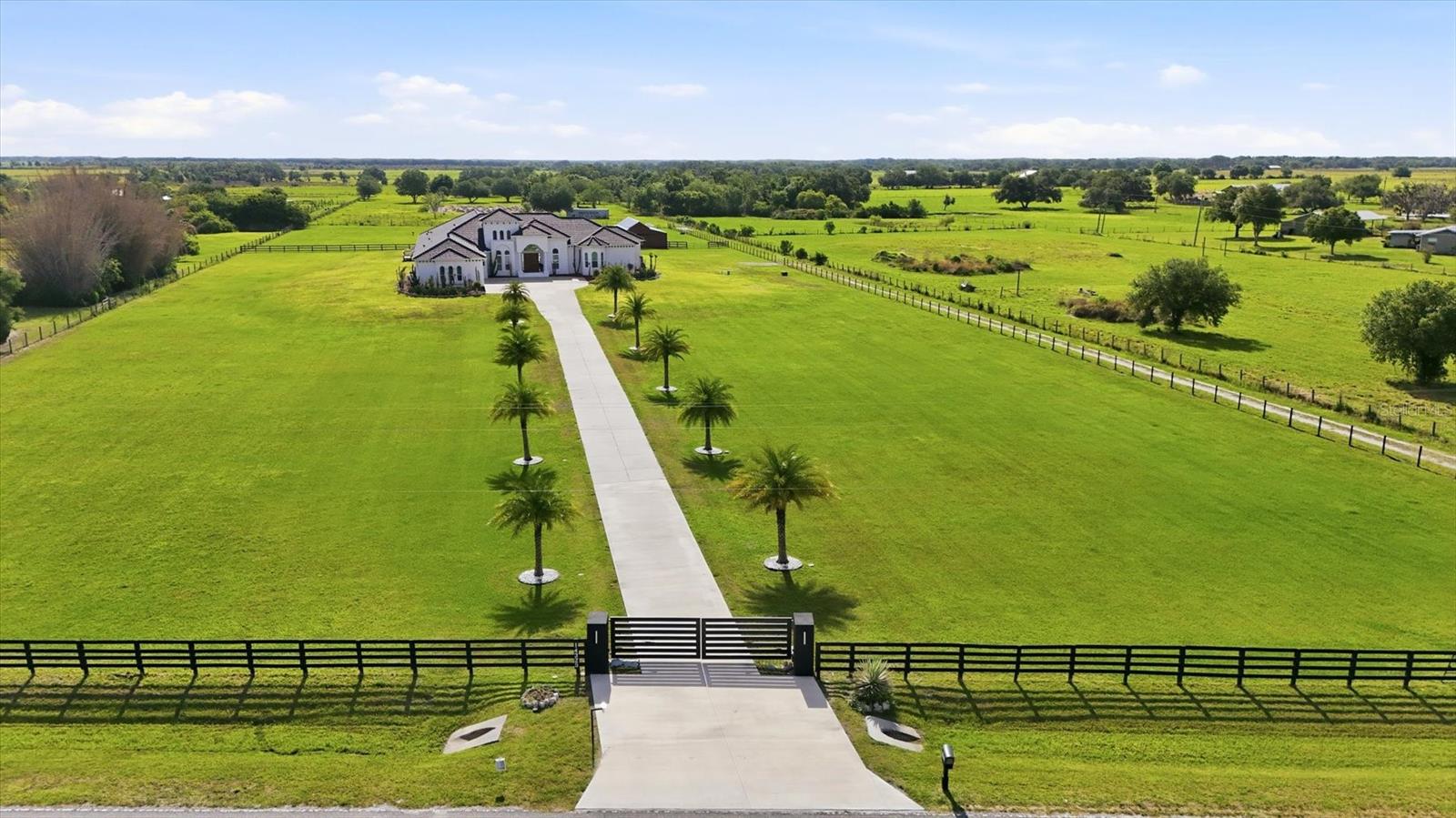 Photo of 14325 MJ ROAD MYAKKA CITY FL 34251