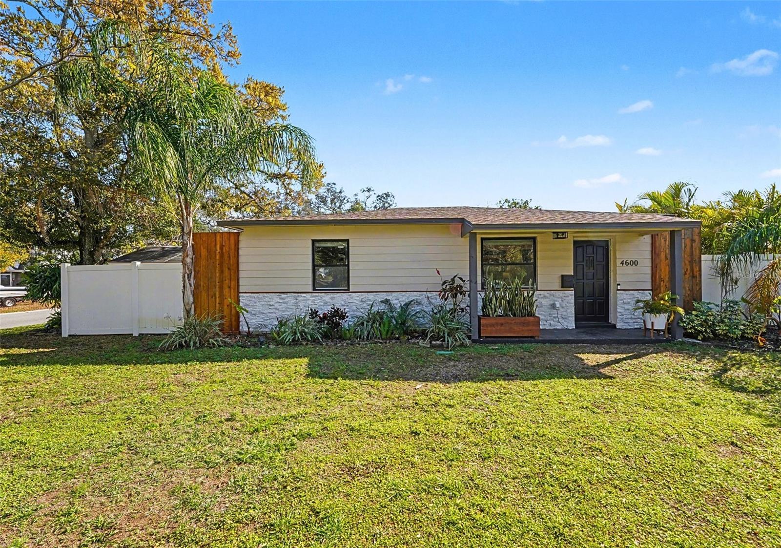 Photo of 4600 30TH AVENUE ST PETERSBURG FL 33713