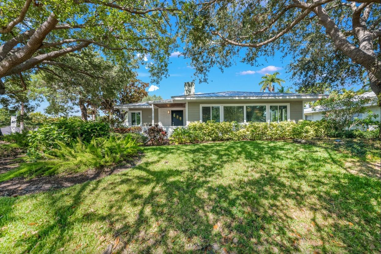 Photo of 140 S BLVD OF THE PRESIDENTS SARASOTA FL 34236