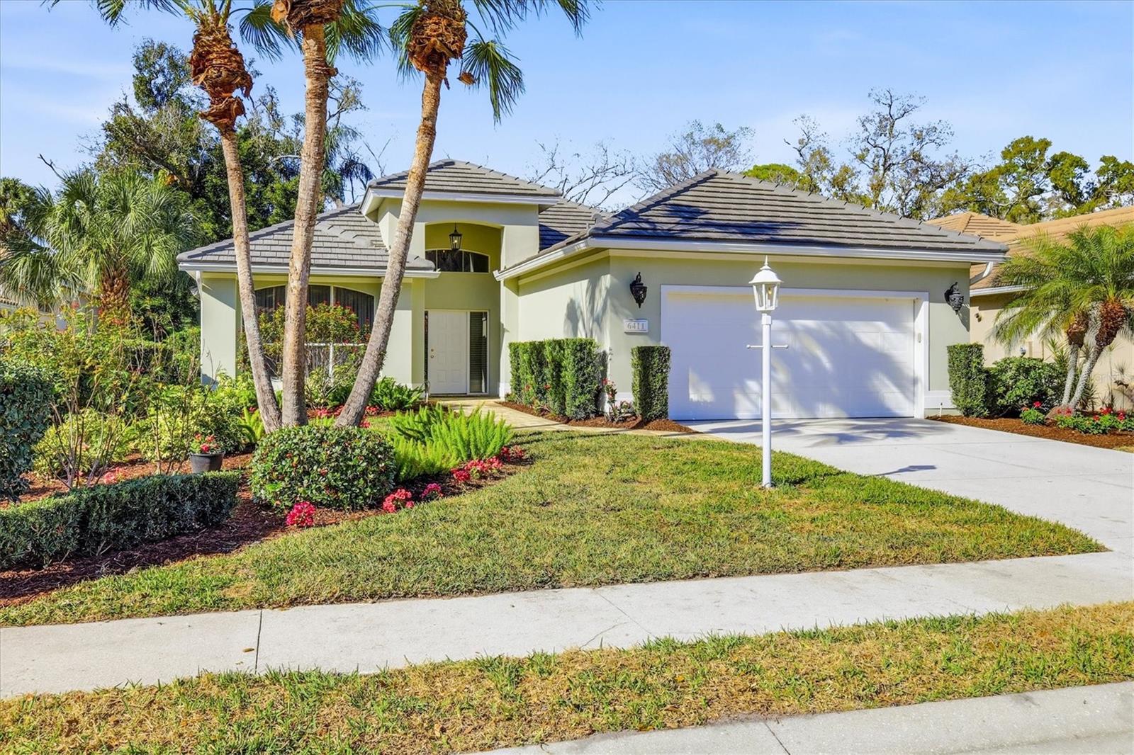 Photo of 6411 BERKSHIRE PLACE UNIVERSITY PARK FL 34201