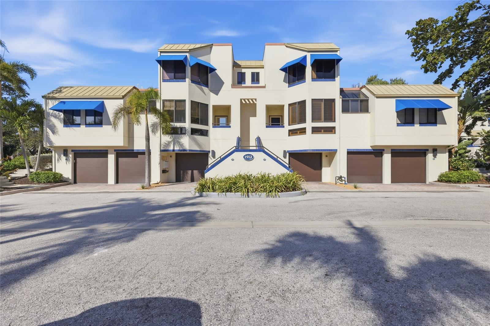 Photo of 1912 HARBOURSIDE DRIVE #604 LONGBOAT KEY FL 34228