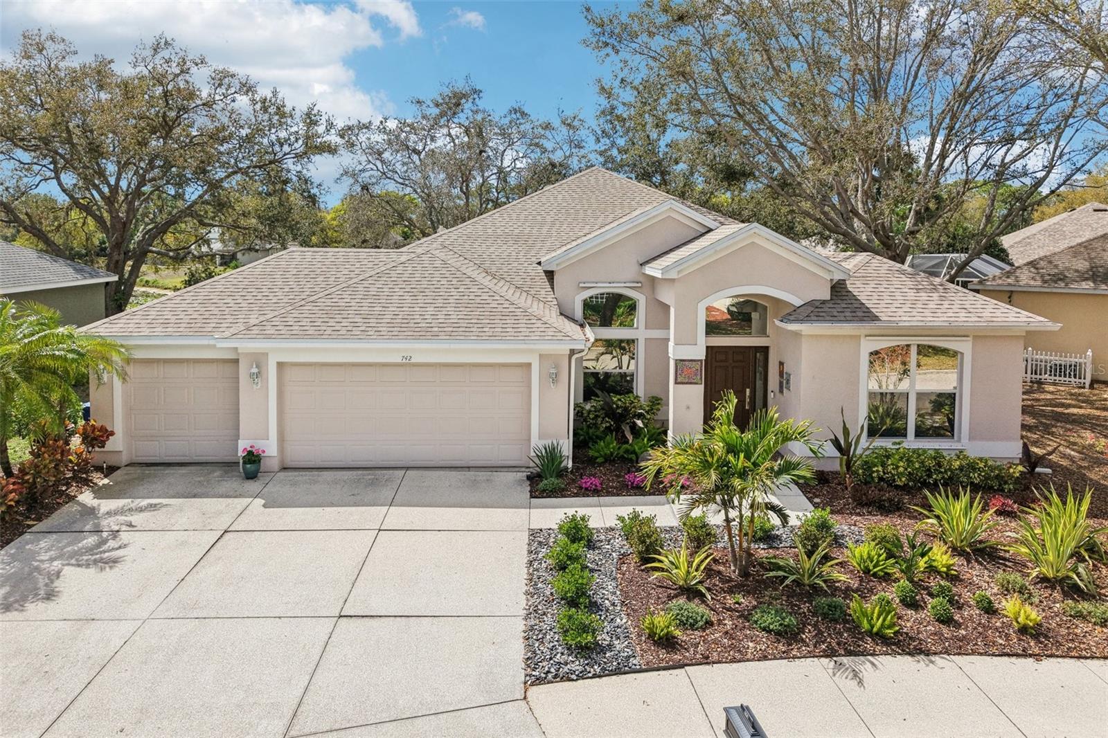 Photo of 742 SHORECREST DRIVE SARASOTA FL 34232