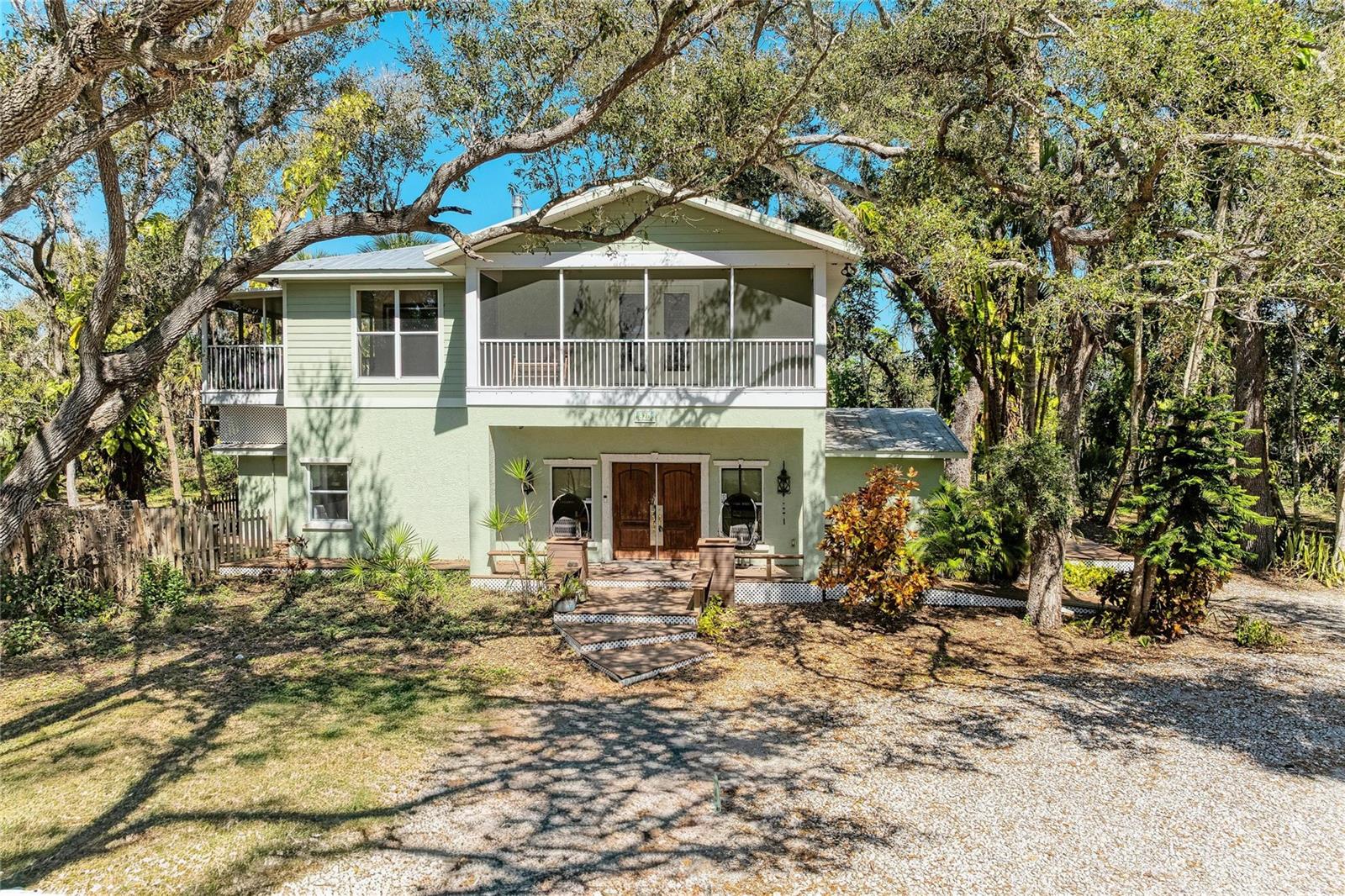 Photo of 820 N ELM STREET ENGLEWOOD FL 34223