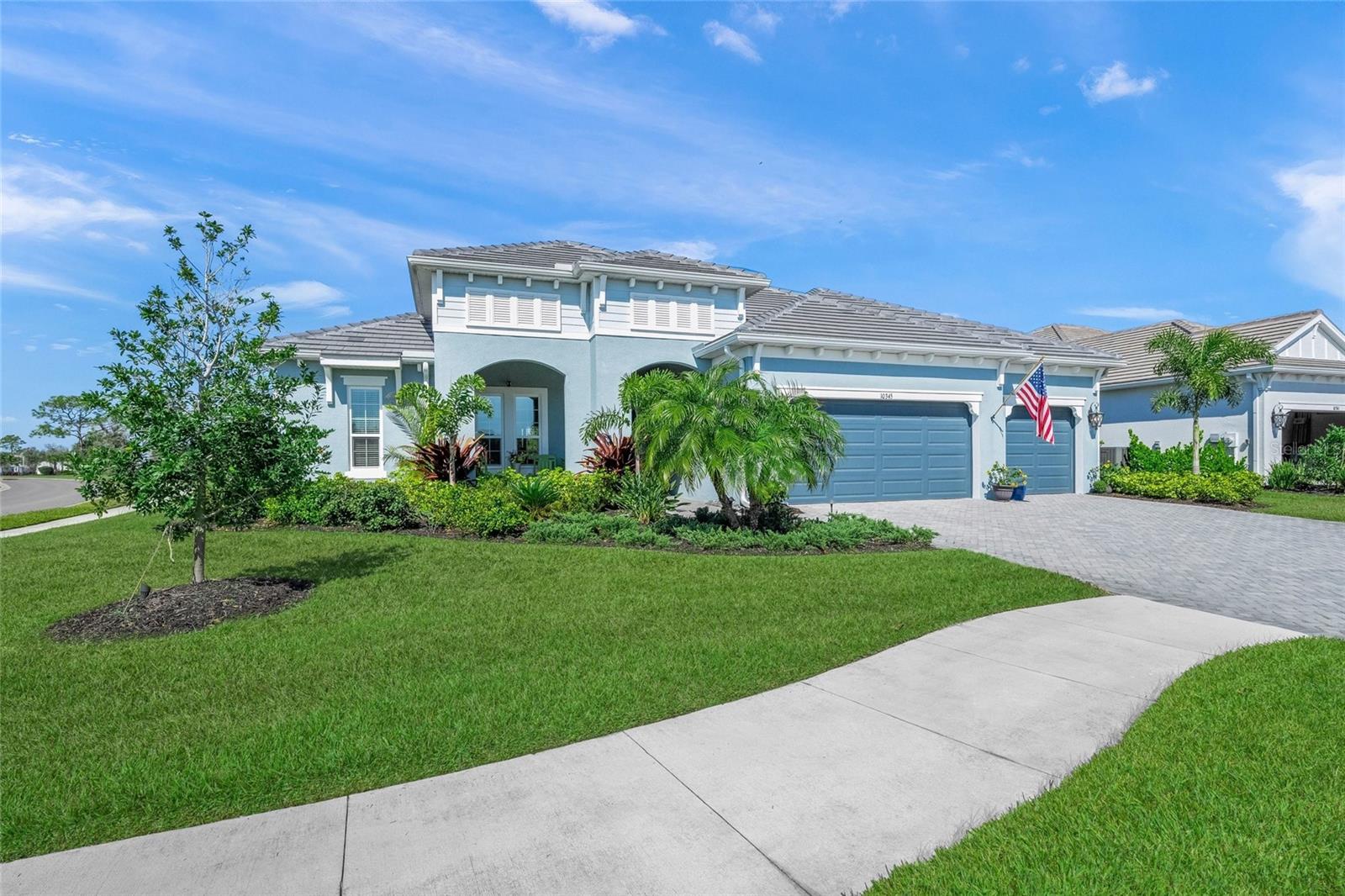 Photo of 10345 CANAVERAL CIRCLE SARASOTA FL 34241