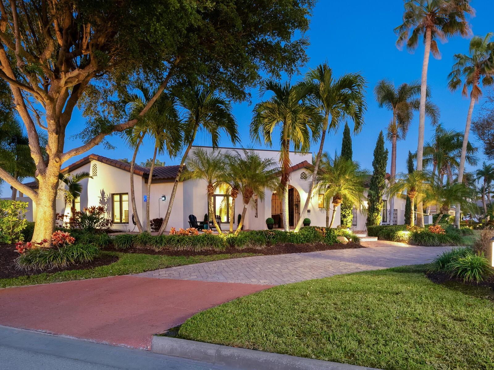 Photo of 319 BIRD KEY DRIVE SARASOTA FL 34236