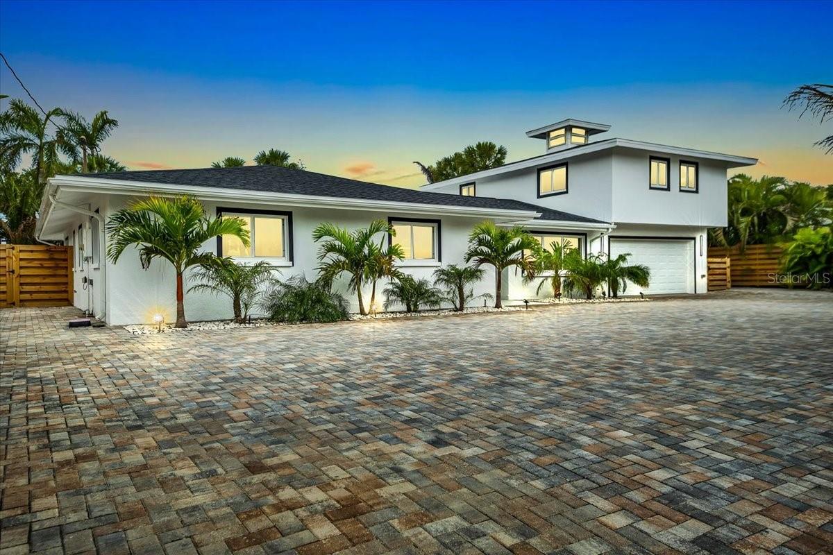 Photo of 5624 CAPE LEYTE DRIVE SARASOTA FL 34242