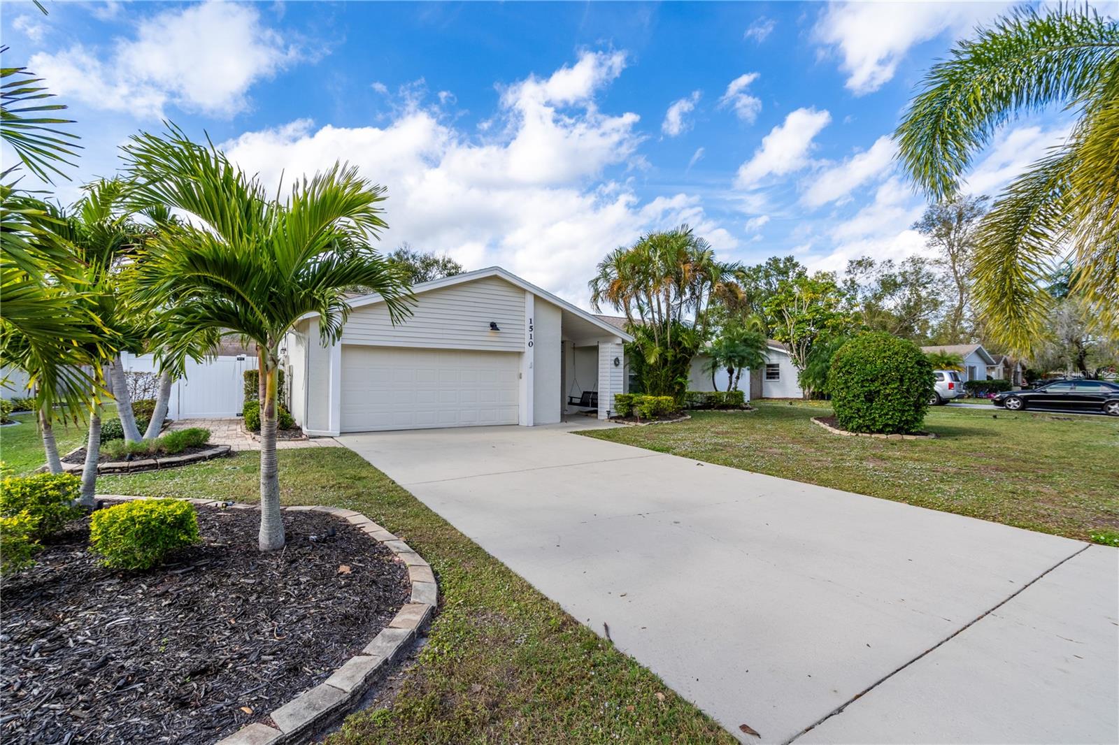 Photo of 1510 GEORGETOWNE LANE SARASOTA FL 34232