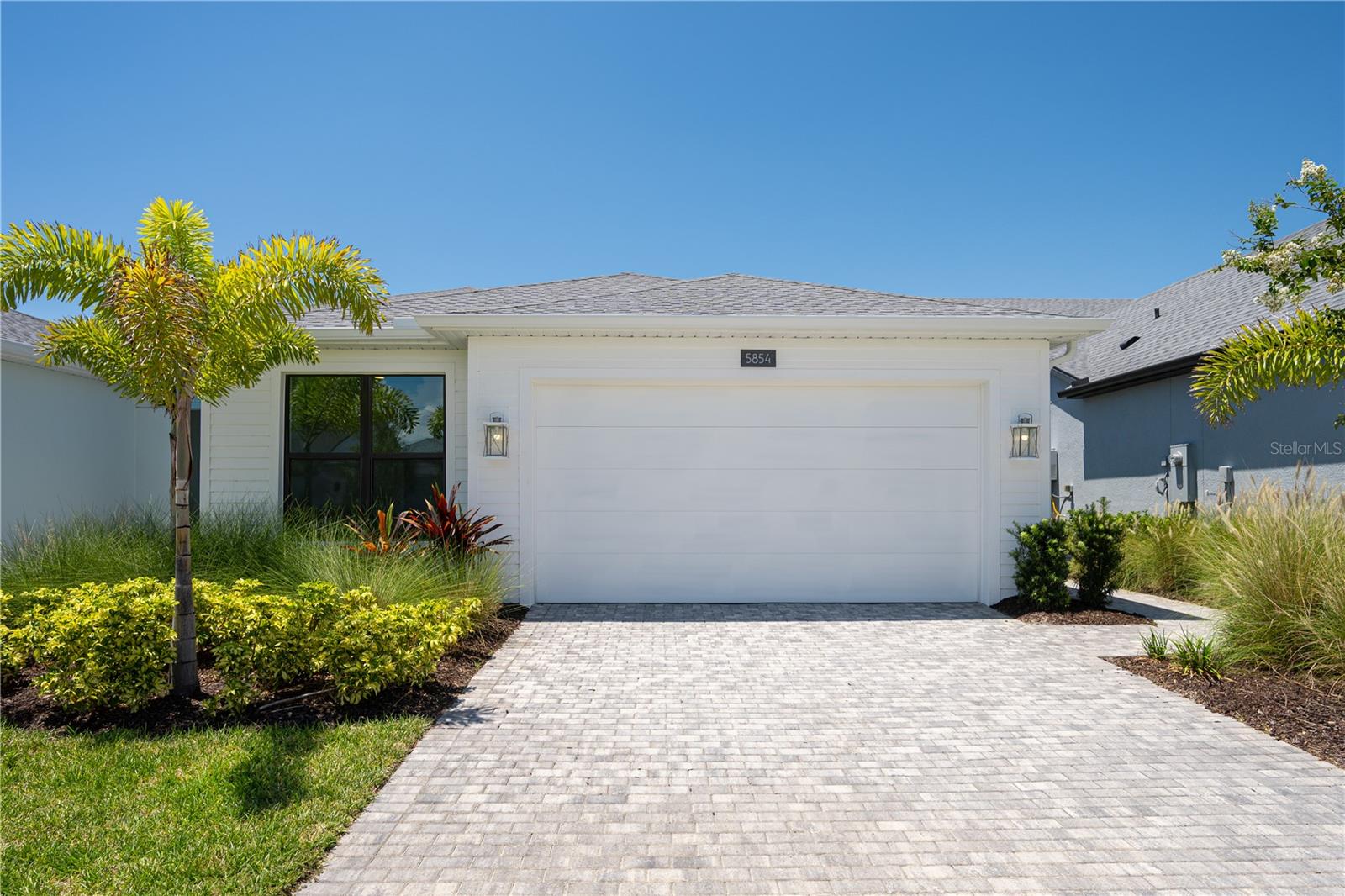 Photo of 5854 WINDBREAK COURT APOLLO BEACH FL 33572