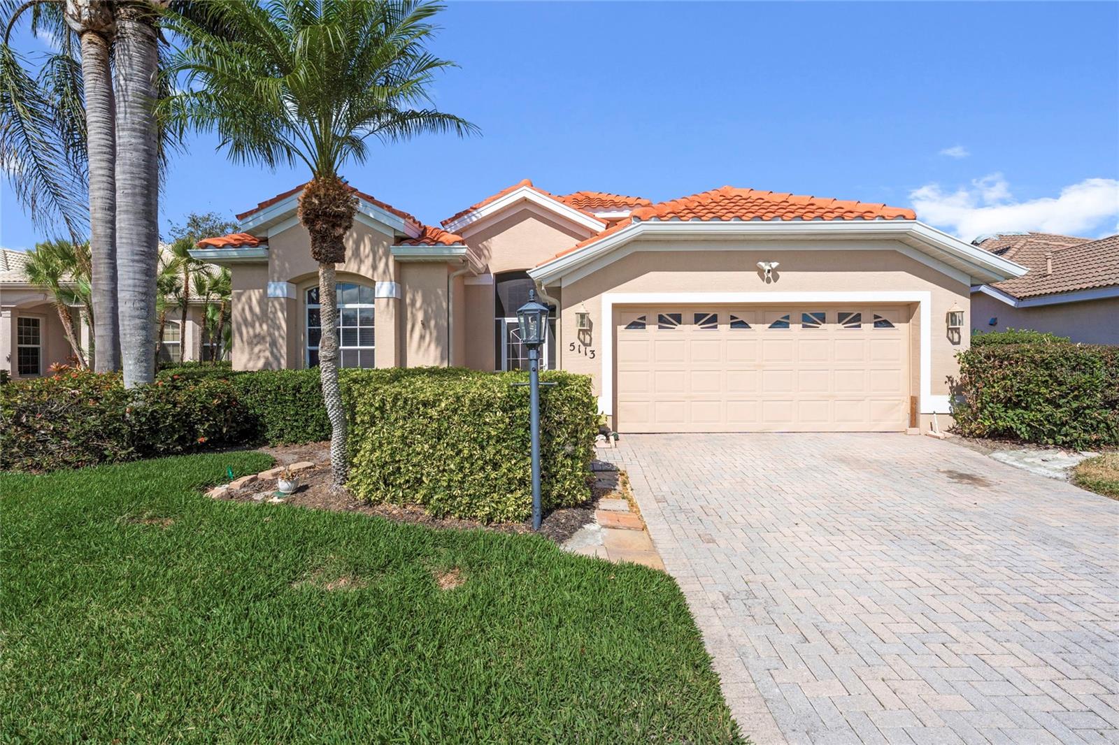 Photo of 5113 FLAGSTONE DRIVE SARASOTA FL 34238