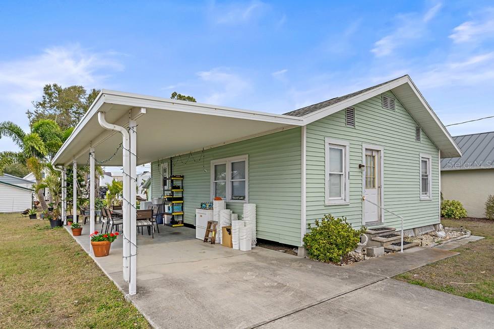 Photo of 1126 GRABER AVENUE SARASOTA FL 34237