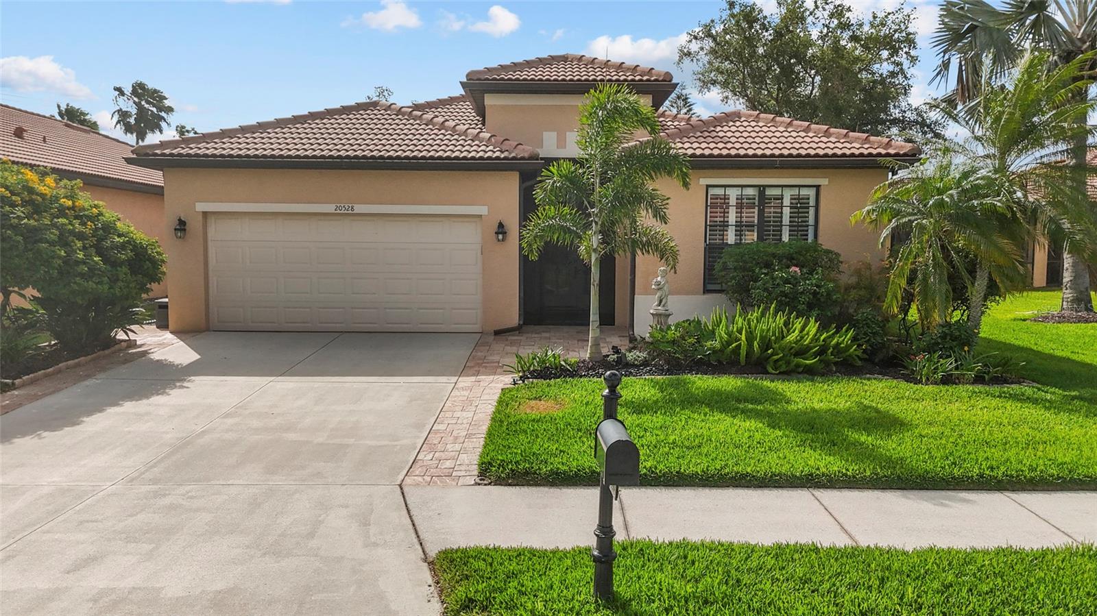 Photo of 20528 PEZZANA DRIVE VENICE FL 34292