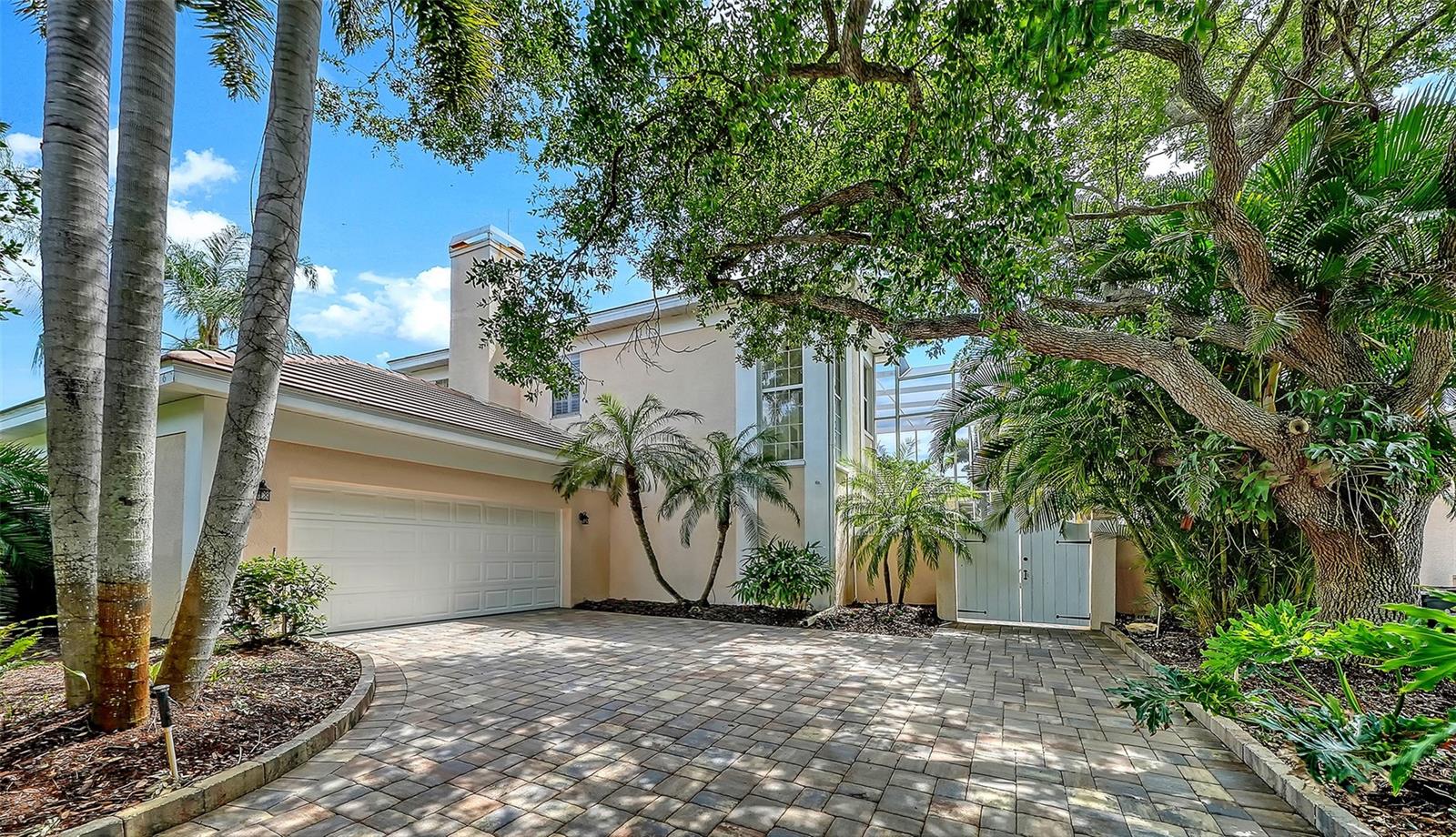 Photo of 61 BAYHEAD LANE OSPREY FL 34229