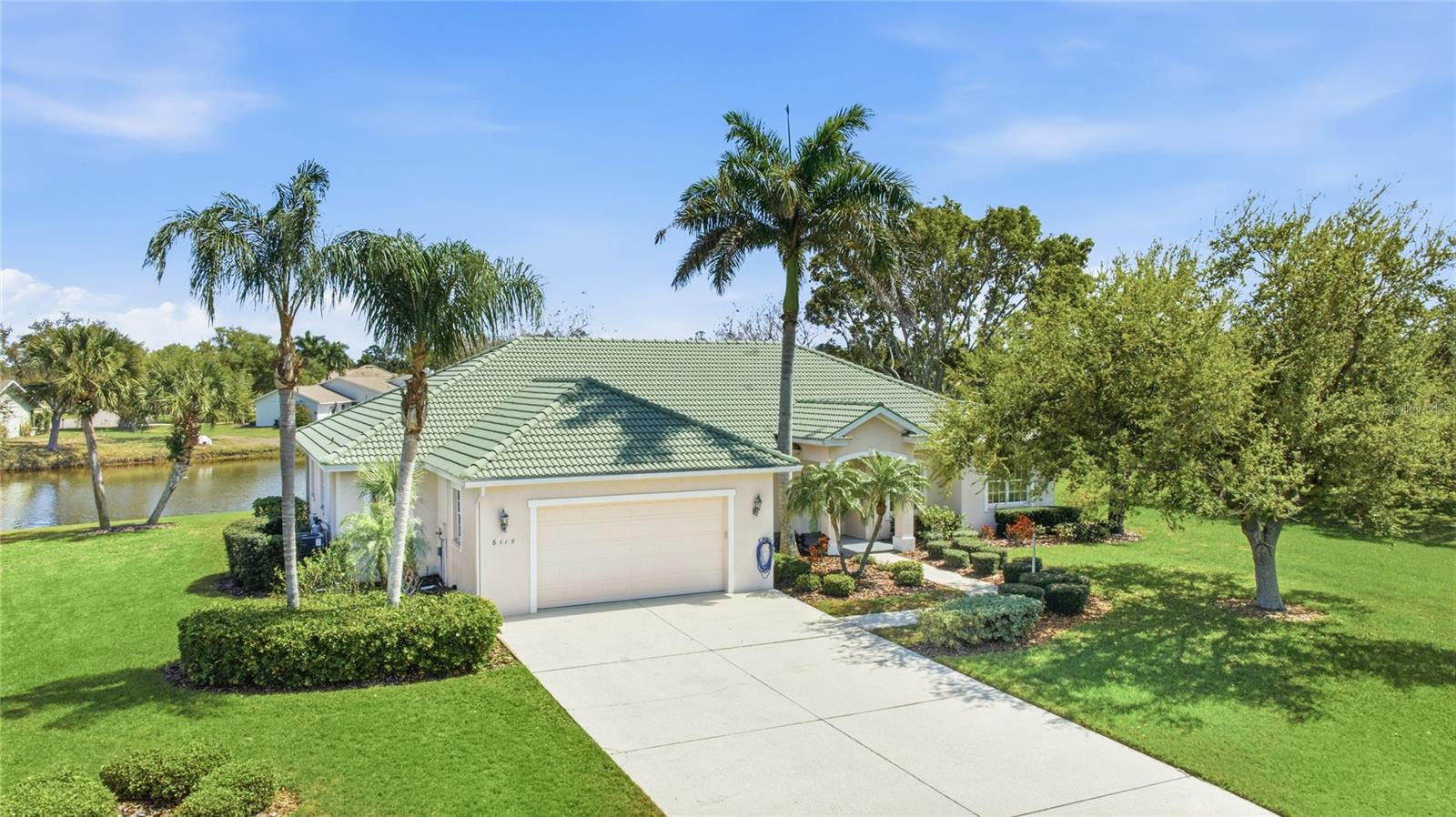 Photo of 6115 9TH AVENUE CIRCLE BRADENTON FL 34212