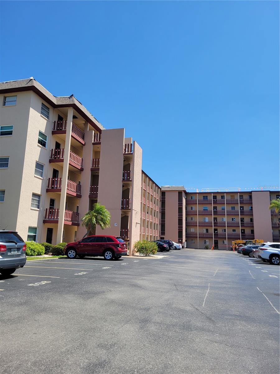 Photo of 4079 LAKE BAYSHORE DRIVE #308 BRADENTON FL 34205
