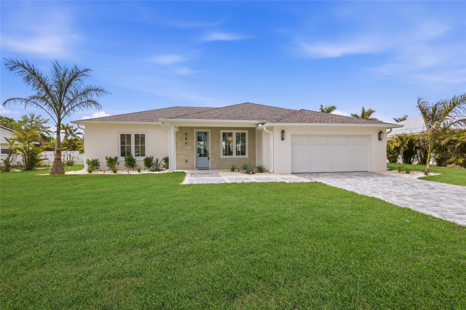 Photo of 680 KEY ROYALE DRIVE HOLMES BEACH FL 34217