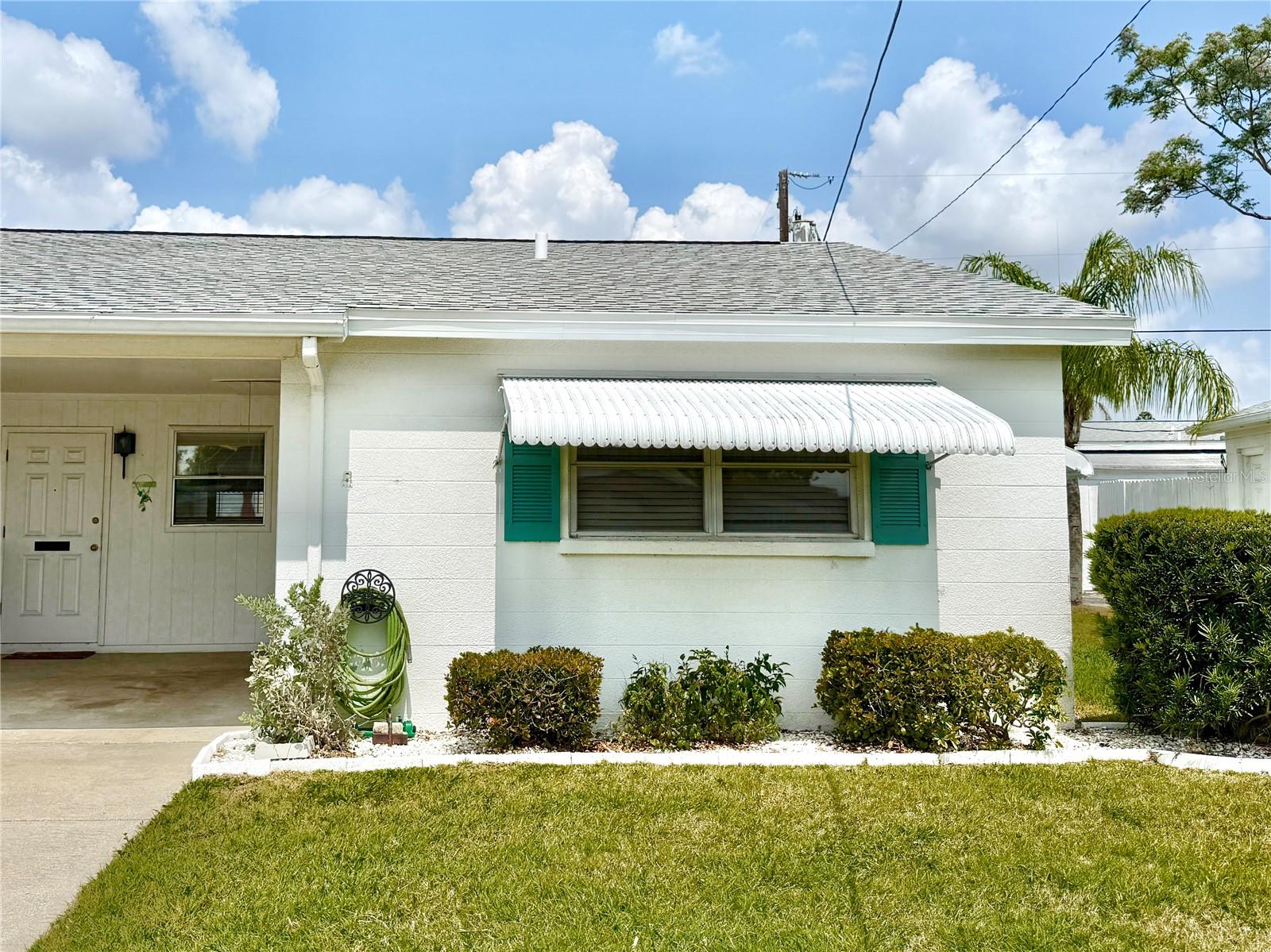Photo of 2217 HOPKINS DRIVE BRADENTON FL 34207