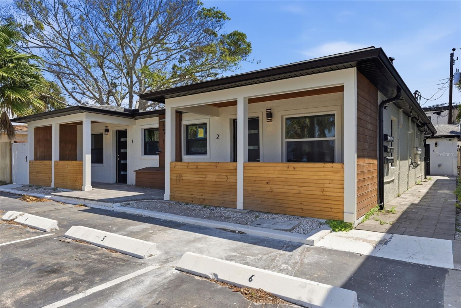 Photo of 113 145TH AVENUE #3 MADEIRA BEACH FL 33708