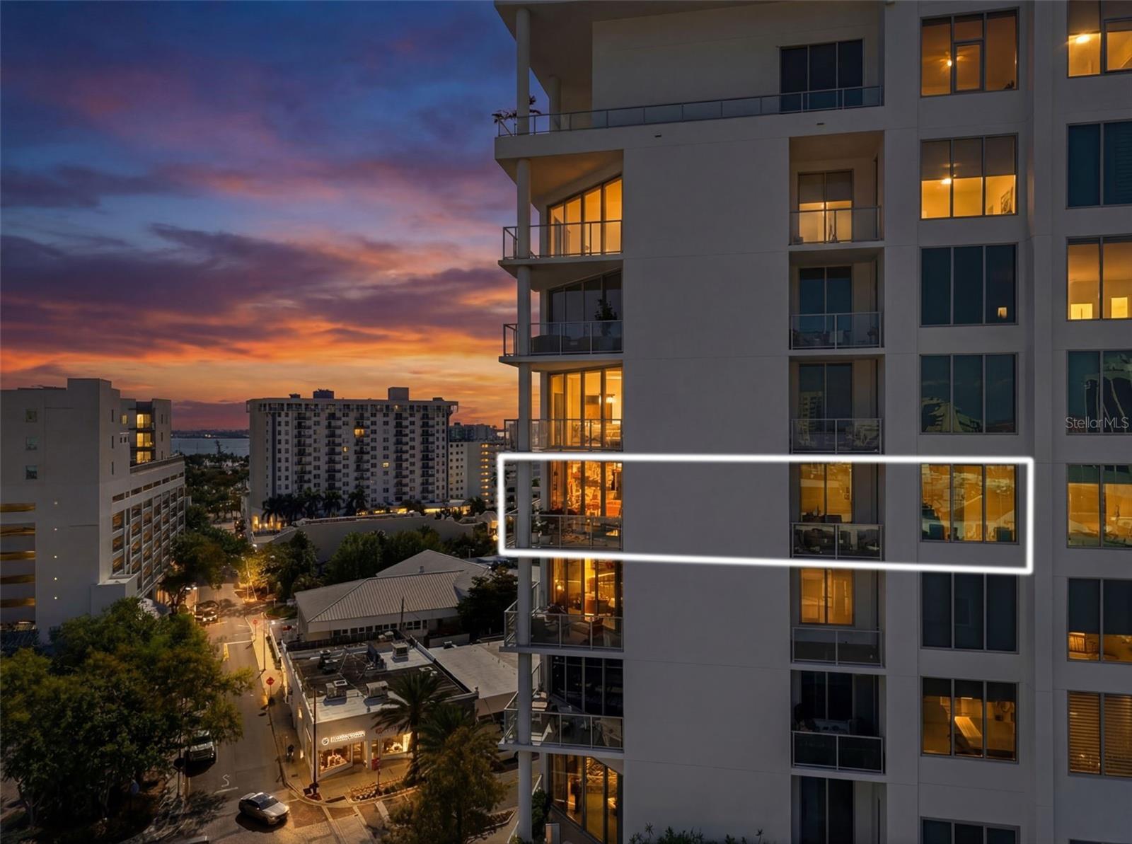 Photo of 111 S PINEAPPLE AVENUE #806 SARASOTA FL 34236