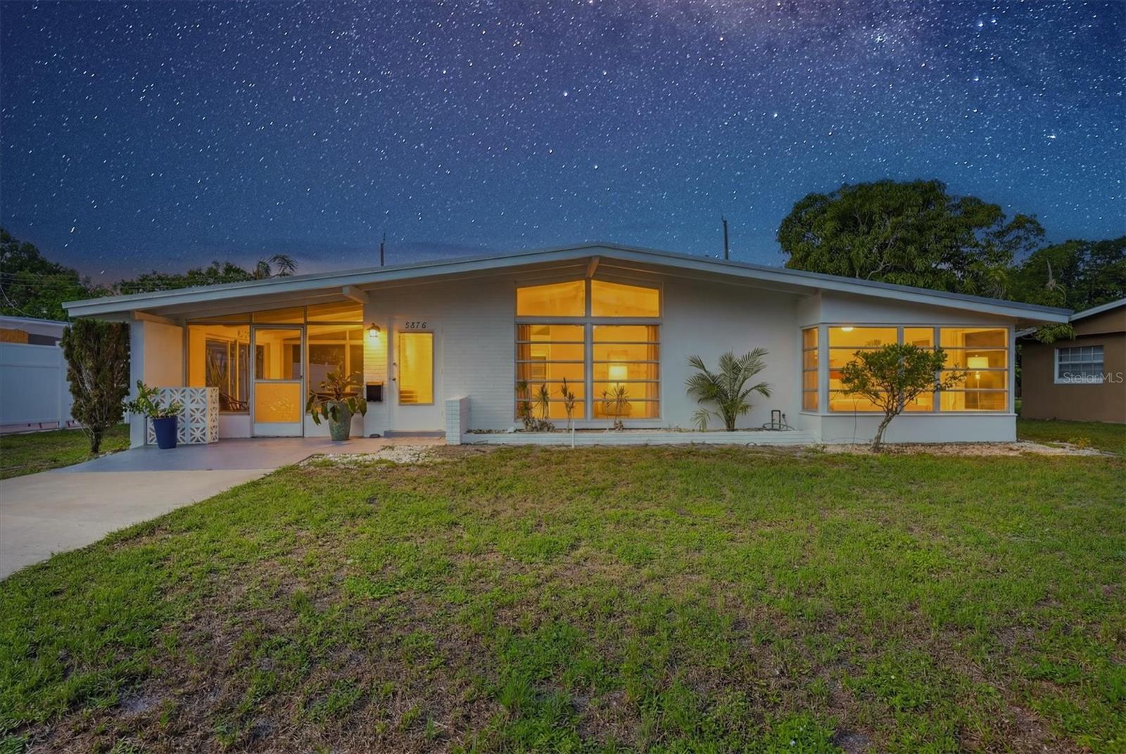 Photo of 3876 PRUDENCE DRIVE SARASOTA FL 34235