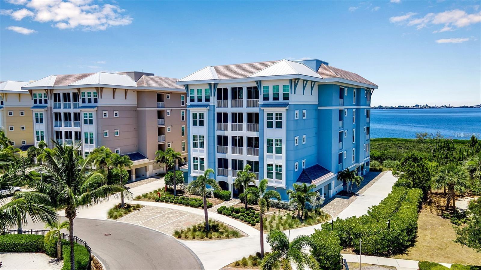 Photo of 376 ARUBA CIRCLE #301 BRADENTON FL 34209