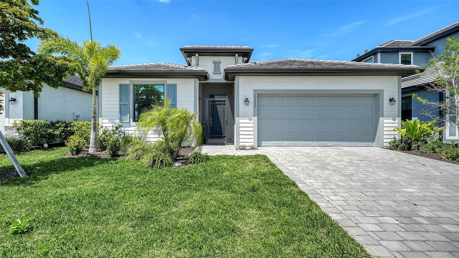 Photo of 17233 MOONFLOWER DRIVE VENICE FL 34293