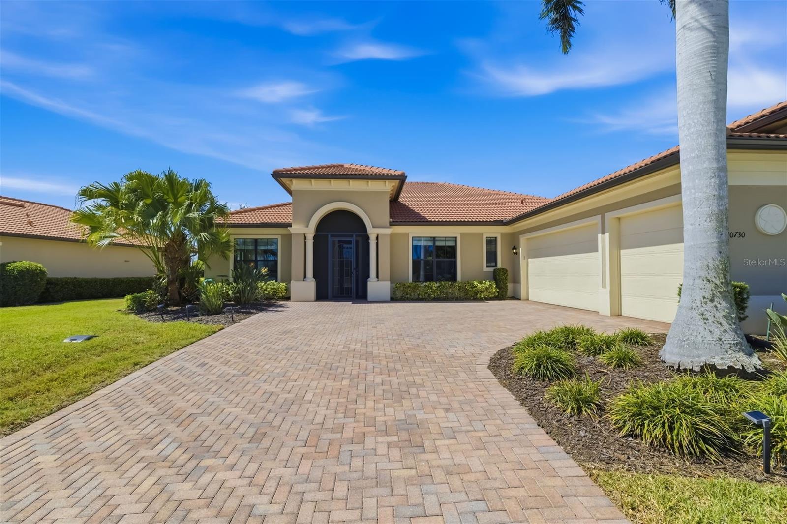 Photo of 10730 IRONBRIDGE DRIVE VENICE FL 34293