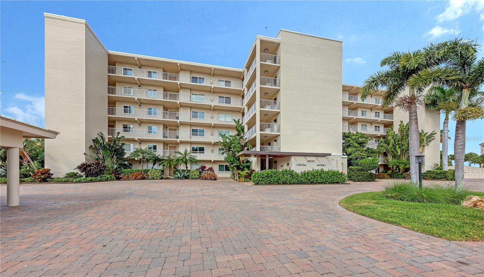 Photo of 4825 GULF OF MEXICO DRIVE #504 LONGBOAT KEY FL 34228
