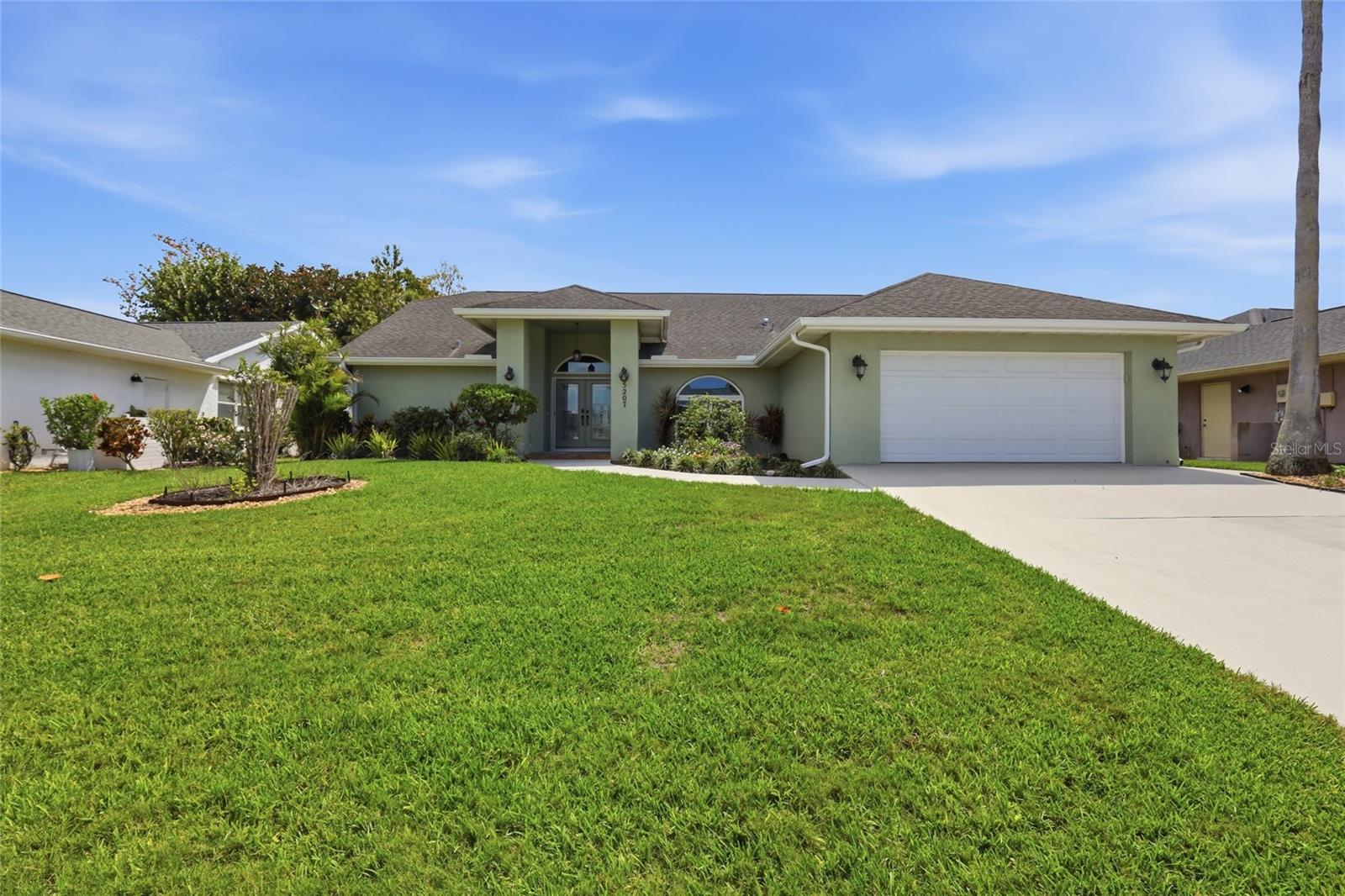 Photo of 5207 86TH STREET COURT BRADENTON FL 34210