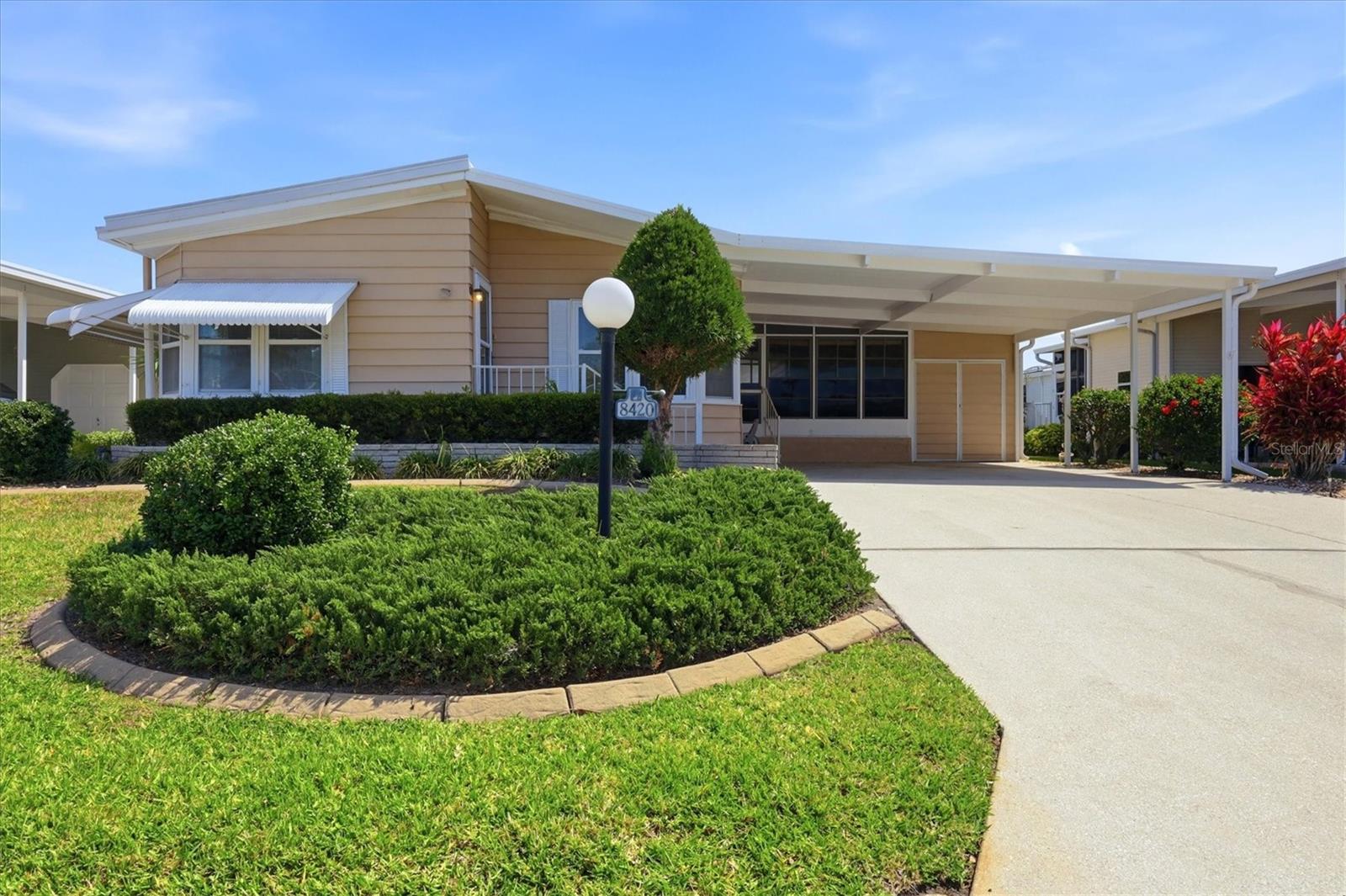 Photo of 8420 IMPERIAL CIRCLE PALMETTO FL 34221