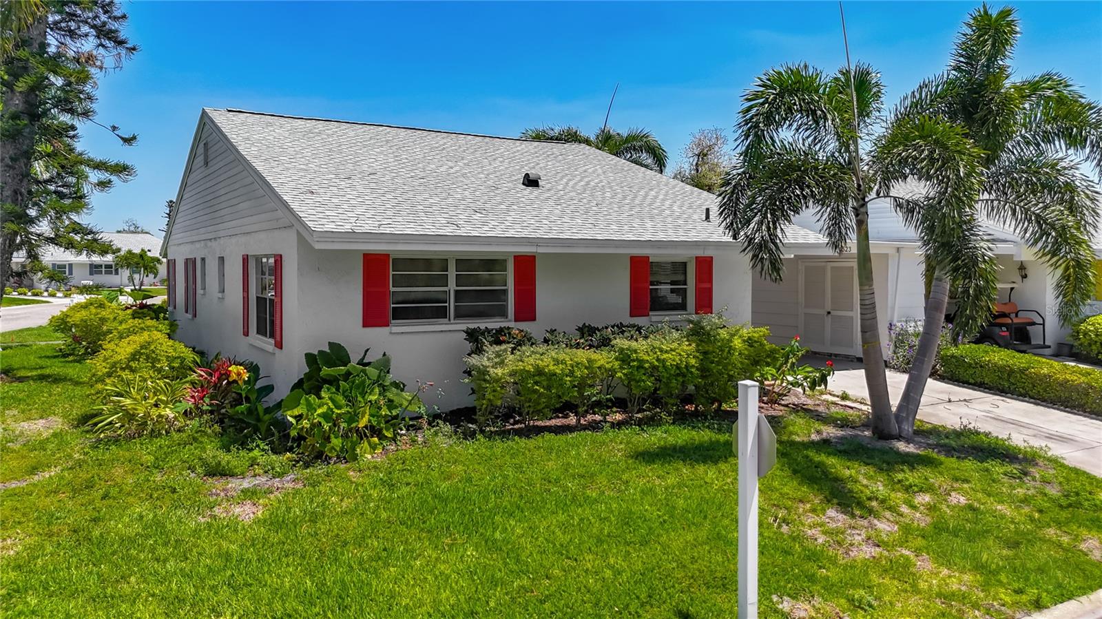 Photo of 4523 W INDEPENDENCE DRIVE BRADENTON FL 34210