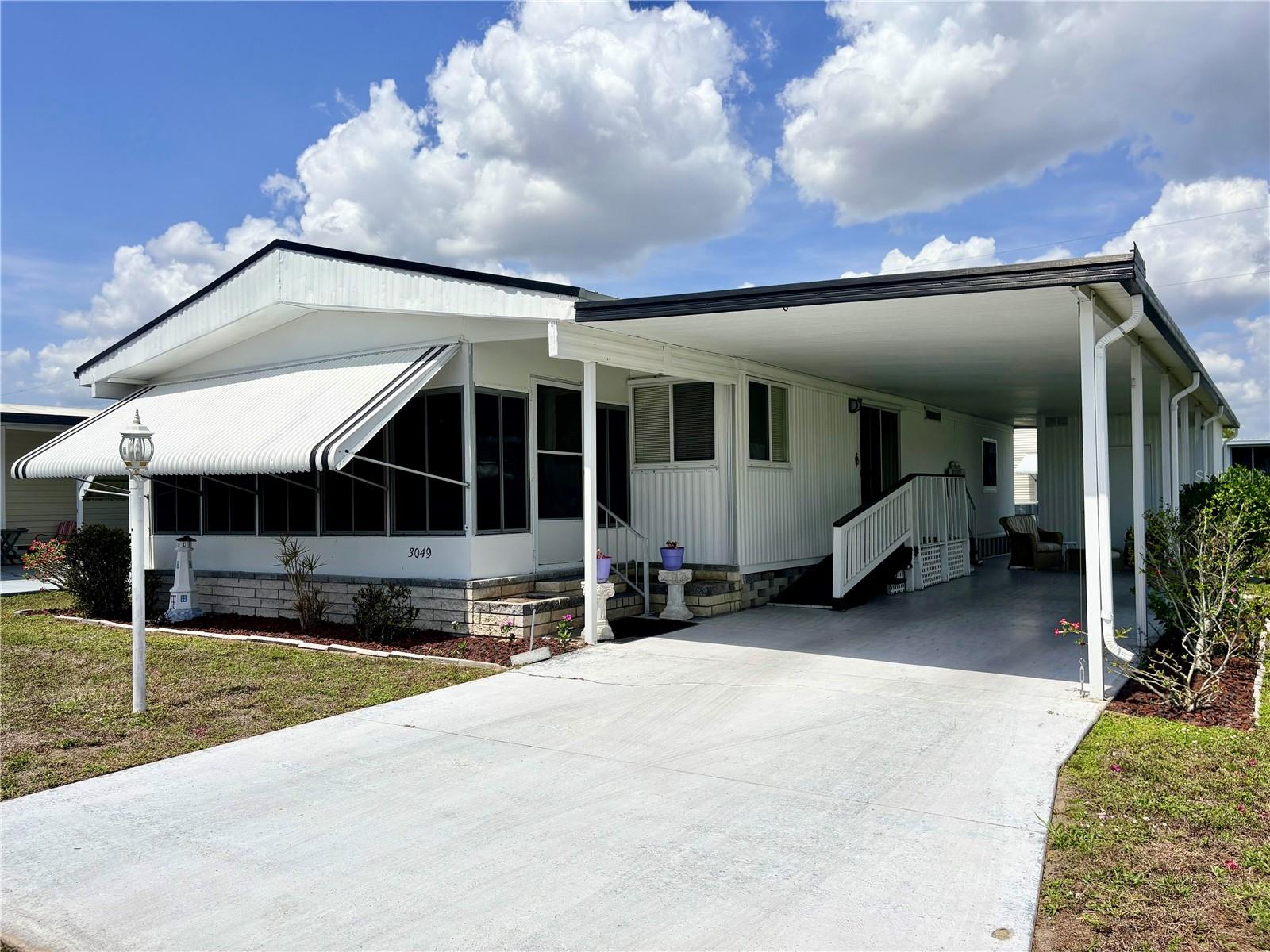 Photo of 3049 LONGVIEW LANE NORTH FORT MYERS FL 33917