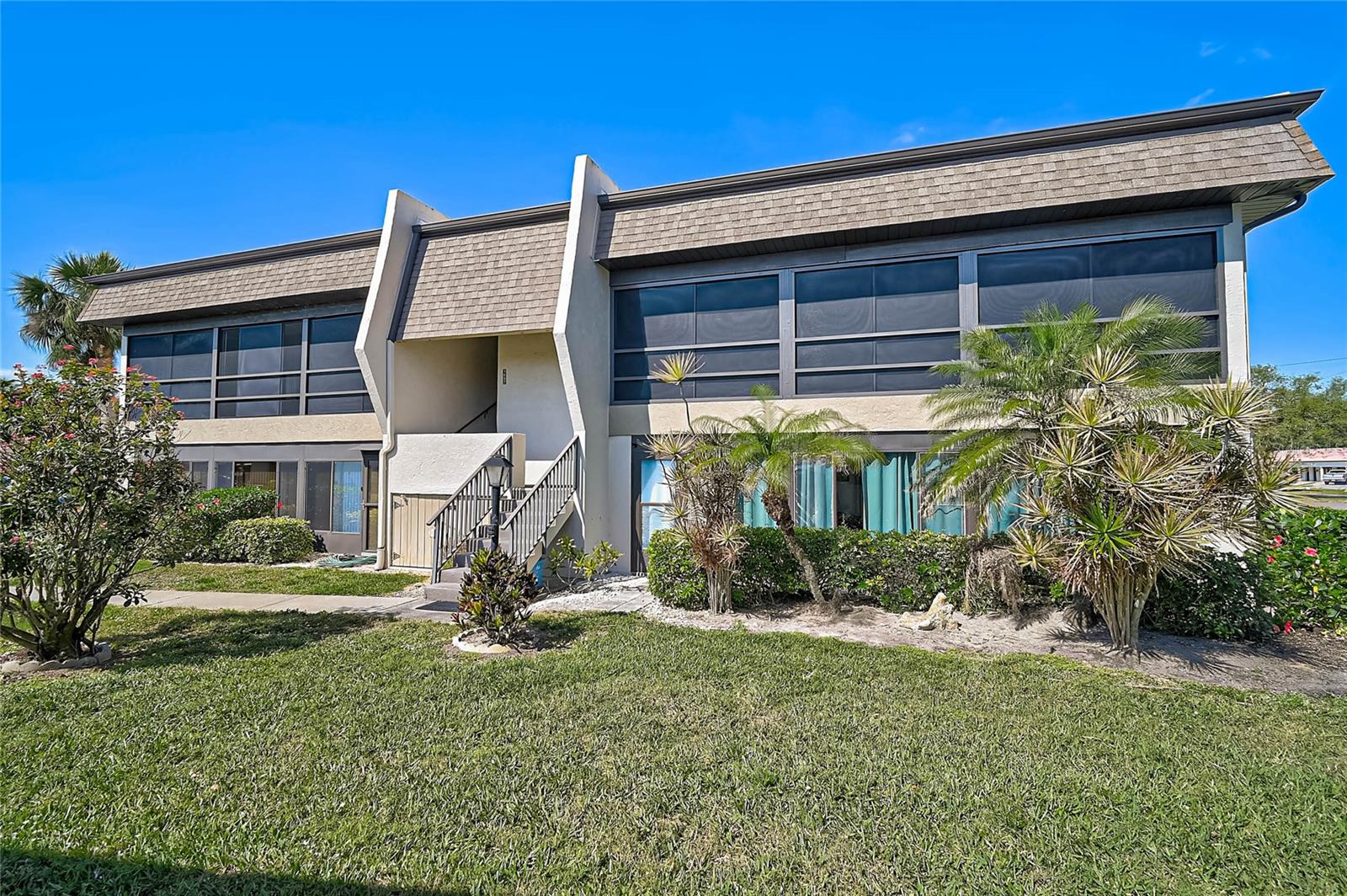 Photo of 1697 NORTHAMPTON STREET #1699-D VENICE FL 34293