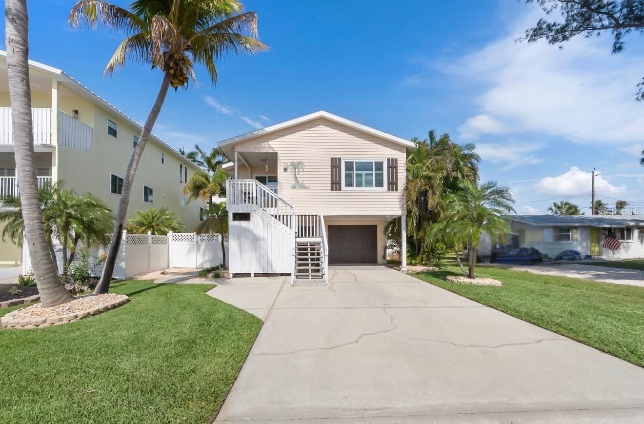 Photo of 2905 AVENUE C HOLMES BEACH FL 34217