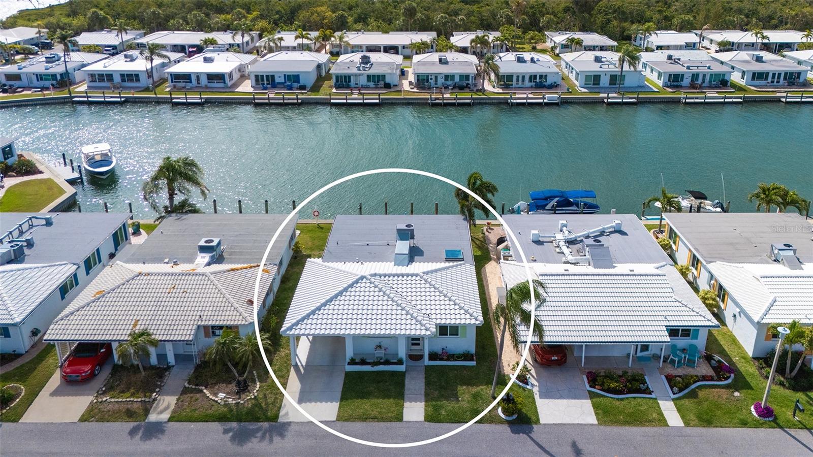 Photo of 900 SPANISH DRIVE LONGBOAT KEY FL 34228