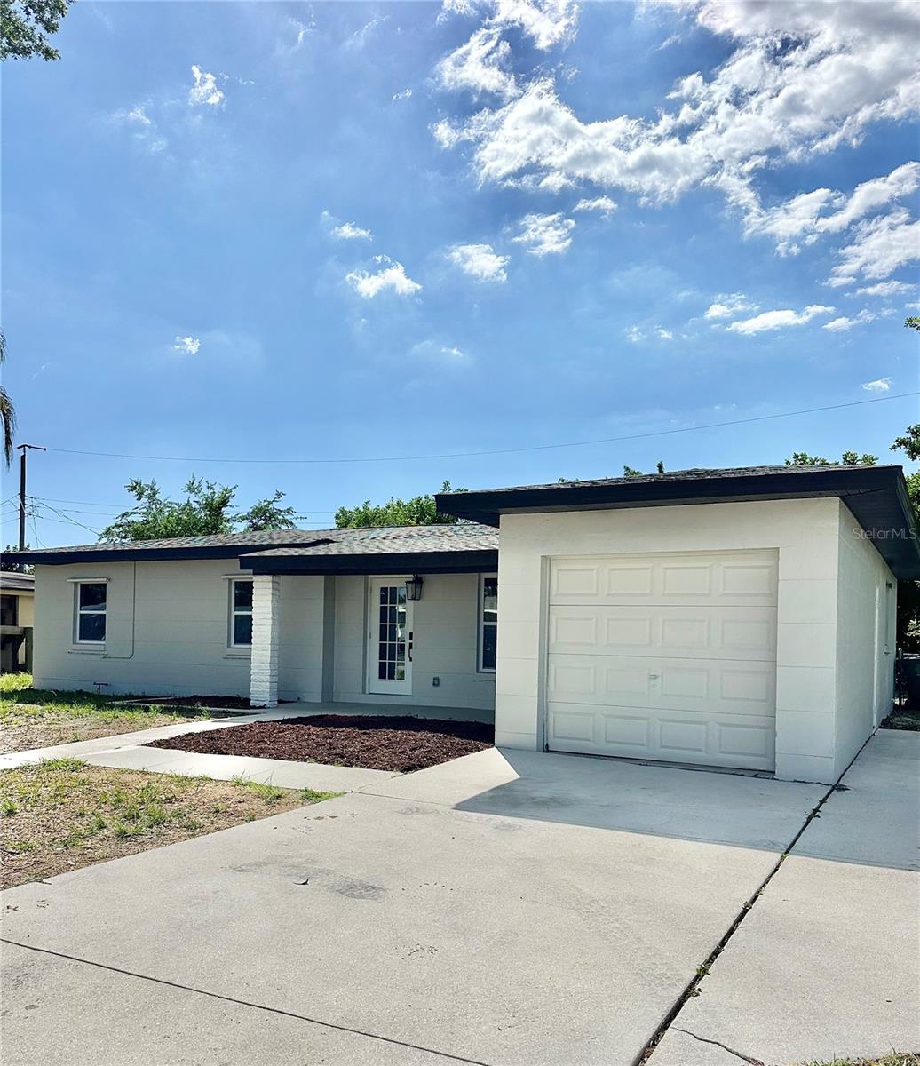 Photo of 400 DALTON BOULEVARD PORT CHARLOTTE FL 33952