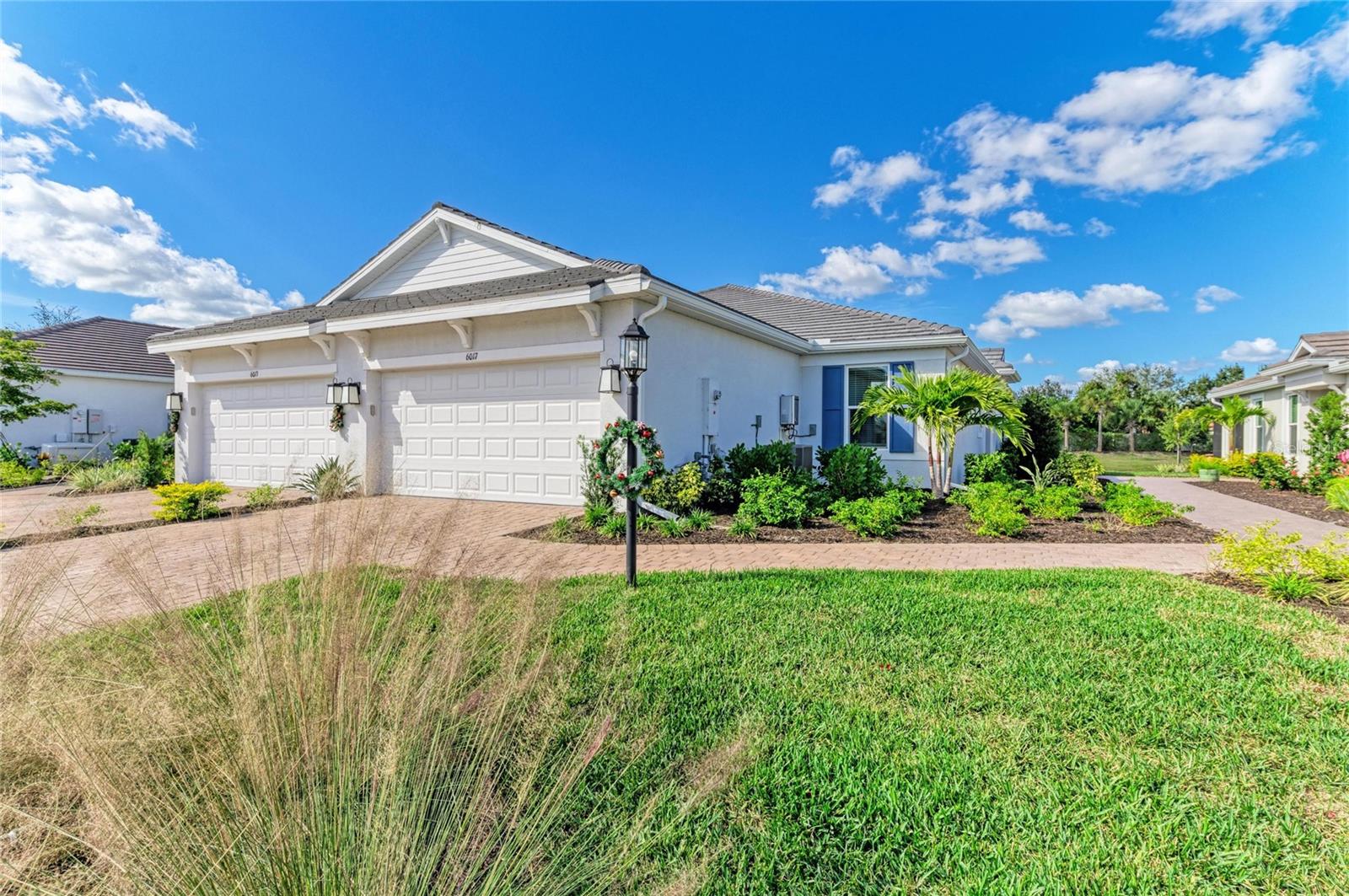 Photo of 6017 MESA GLEN BRADENTON FL 34203