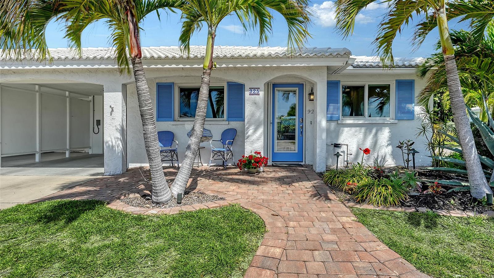Photo of 925 SPANISH DRIVE LONGBOAT KEY FL 34228