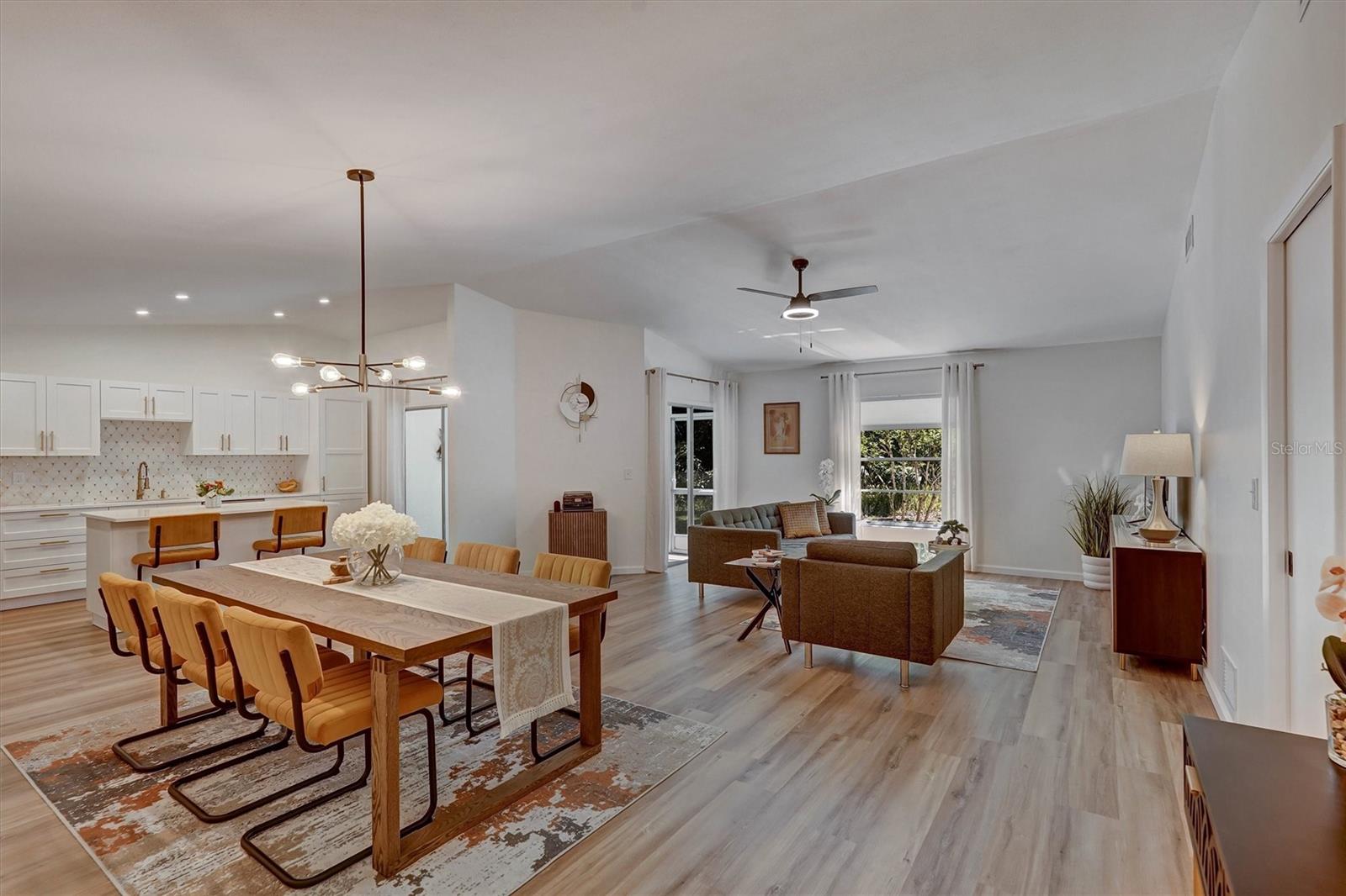 Photo of 3925 OAKHURST BOULEVARD SARASOTA FL 34233
